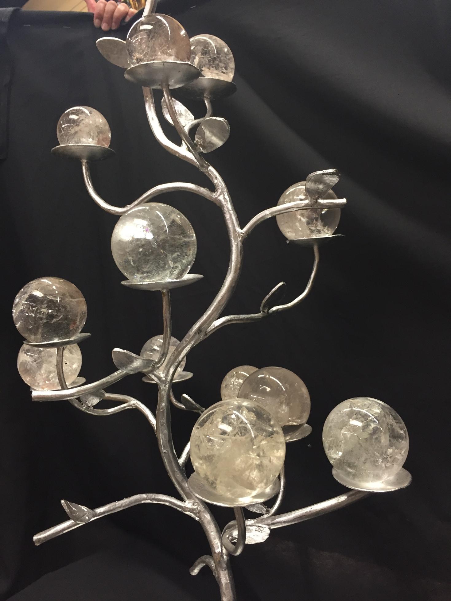 Moderner bergkristalliner Tafelaufsatz in Form eines Baumes mit Blättern aus Silber im Angebot 2