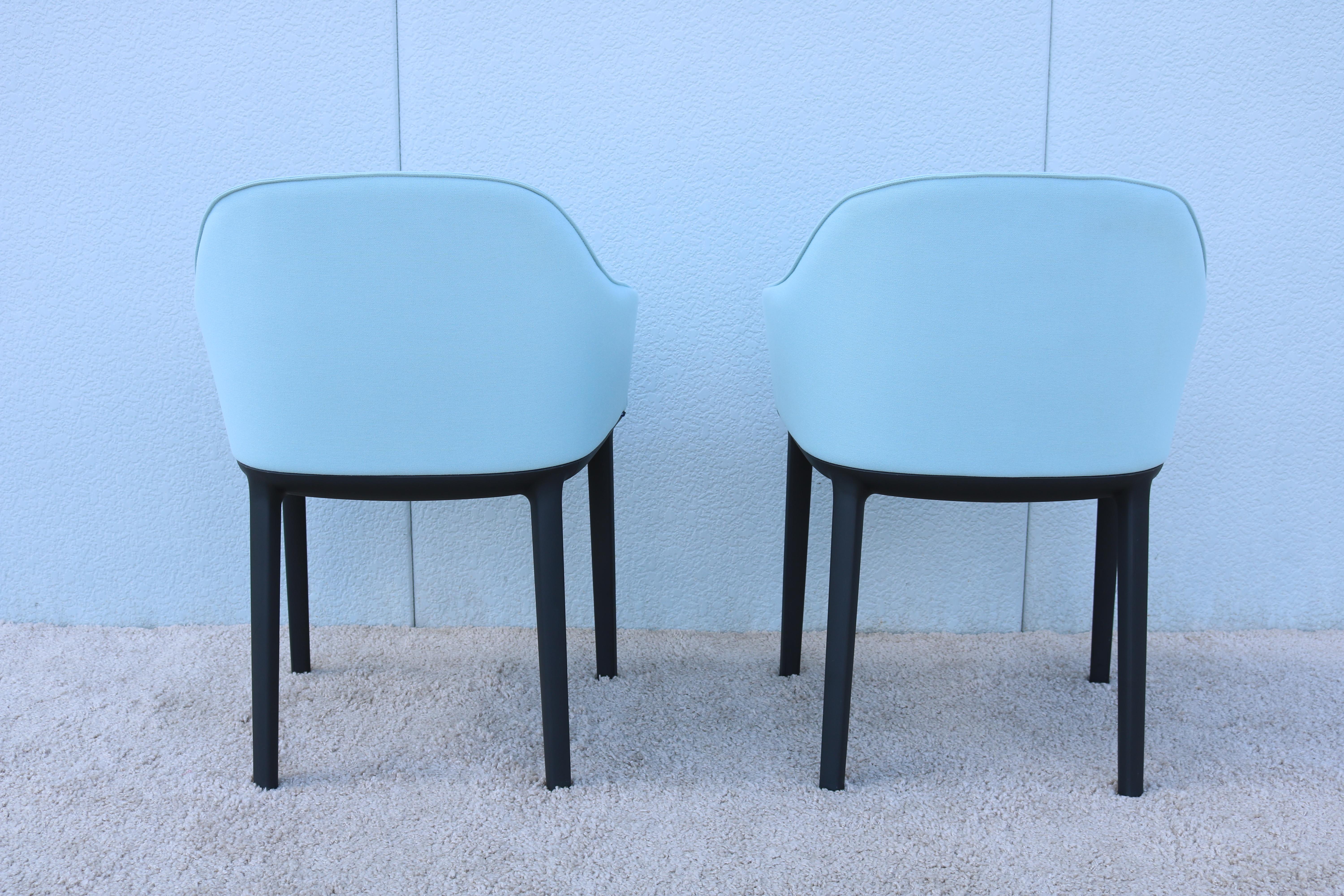 Modern Ronan and Erwan Bouroullec for Vitra Ice Blue Softshell Chairs, a Pair For Sale 7