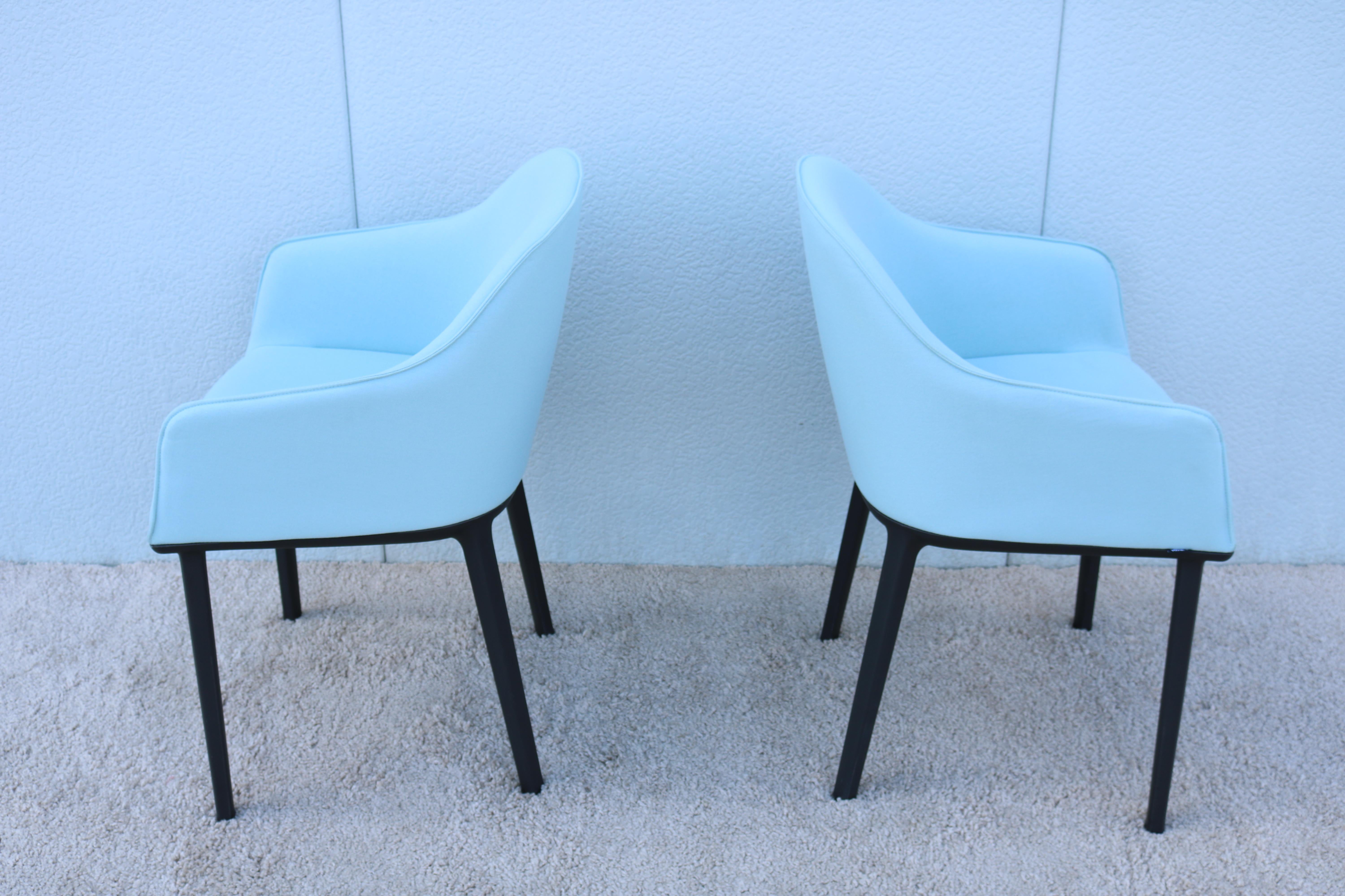 Sedie moderne Ronan and Erwan Bouroullec per Vitra in Softshell blu ghiaccio, una coppia in vendita 7
