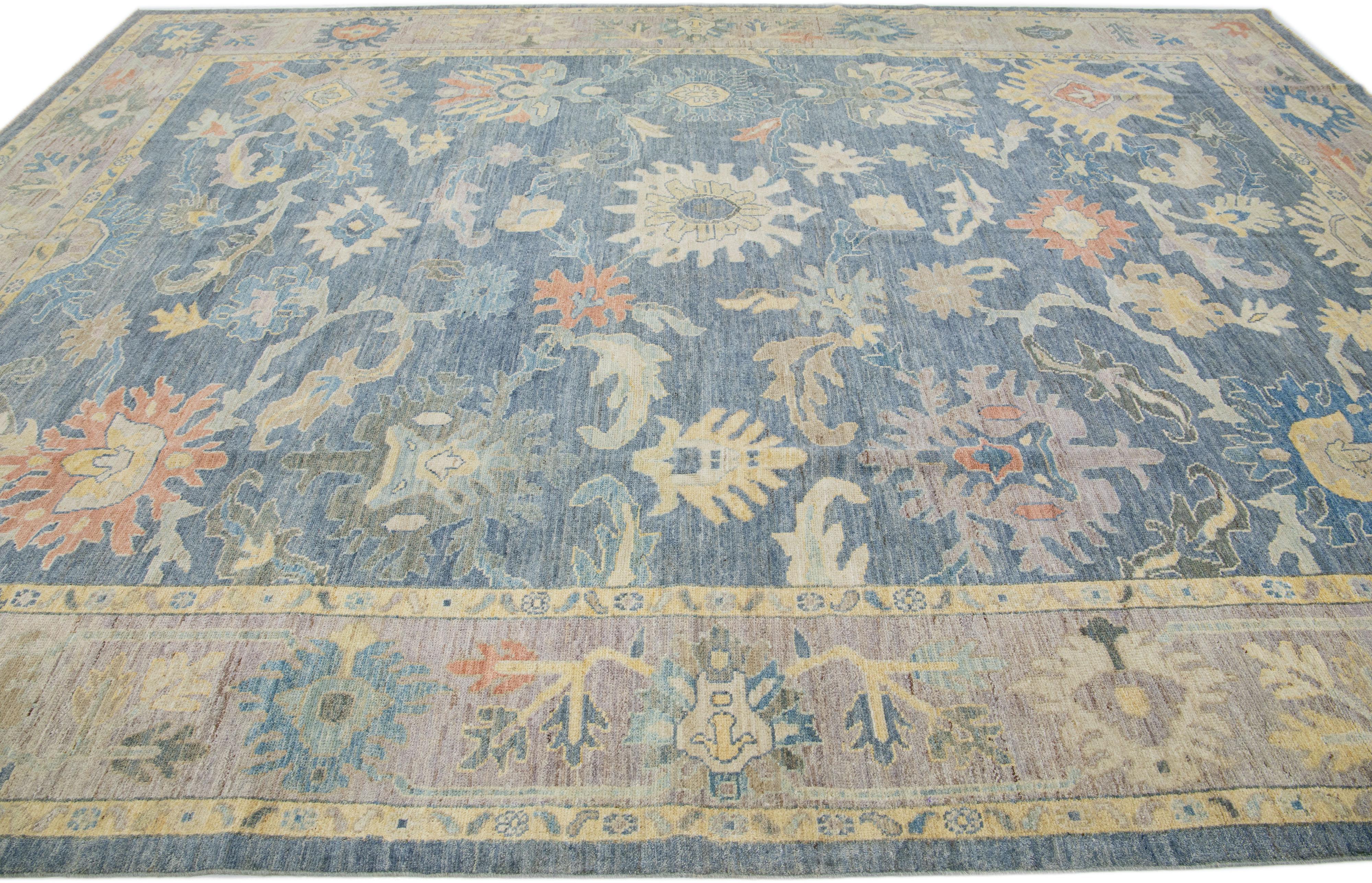 Modern Room Size Navy Blue Floral Sultanabad Wool Rug In New Condition For Sale In Norwalk, CT