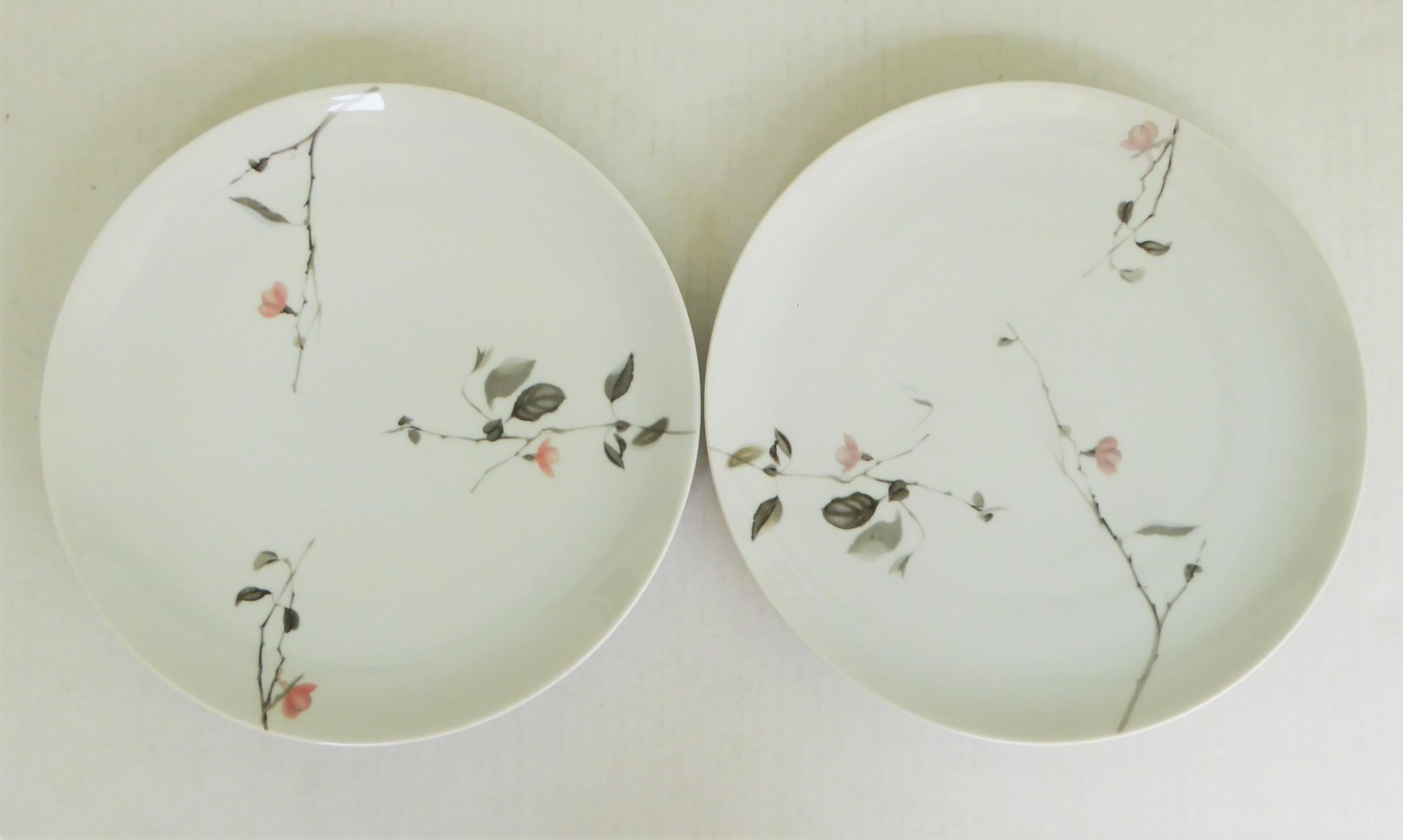 Modern Rosenthal Quince Pattern Raymond Loewy 14 Dinner Plates, Germany, 1956 1