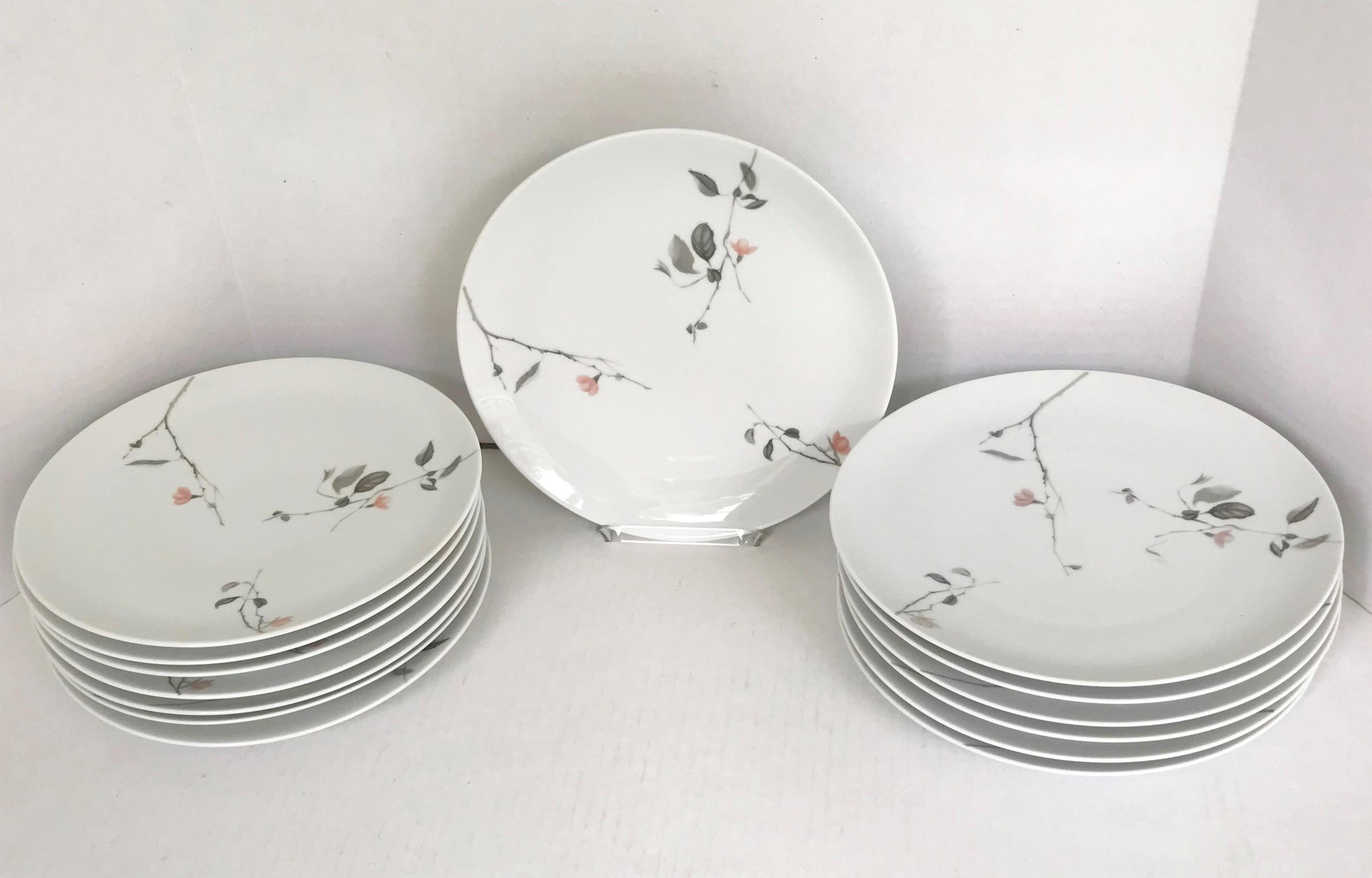 Modern Rosenthal Quince Pattern Raymond Loewy 14 Dinner Plates, Germany, 1956 2