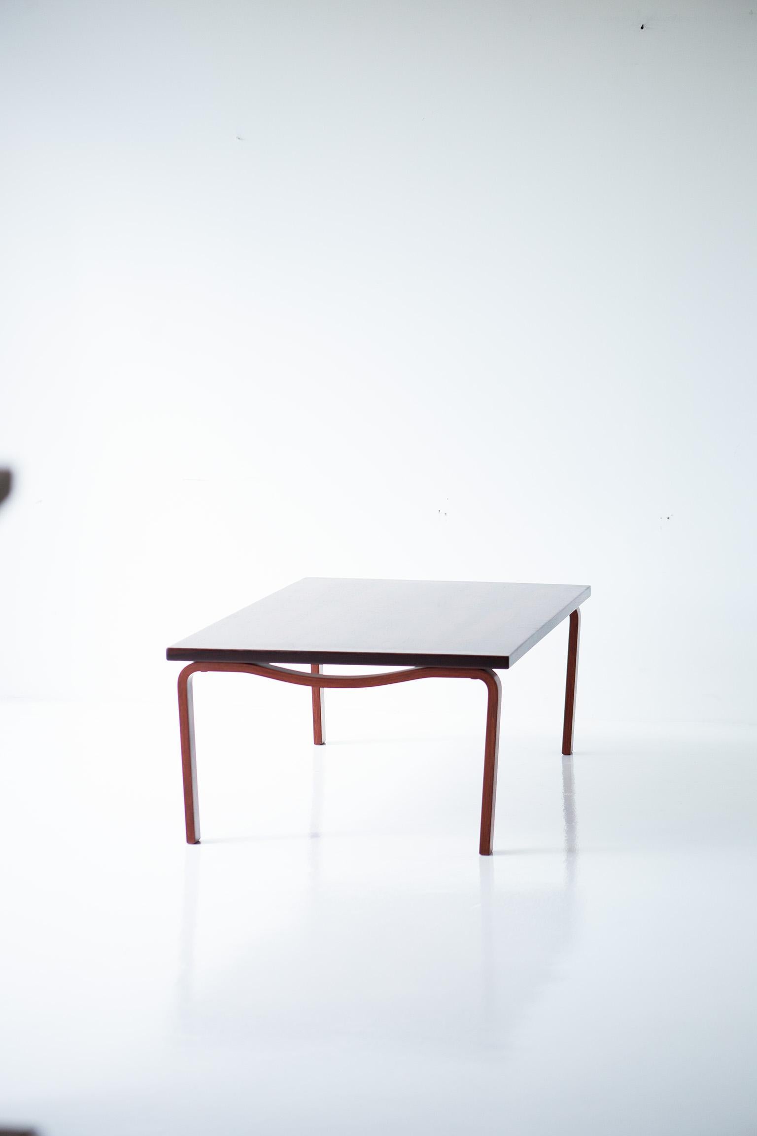 Norvégien Table basse moderne en bois de rose Westnofa  en vente