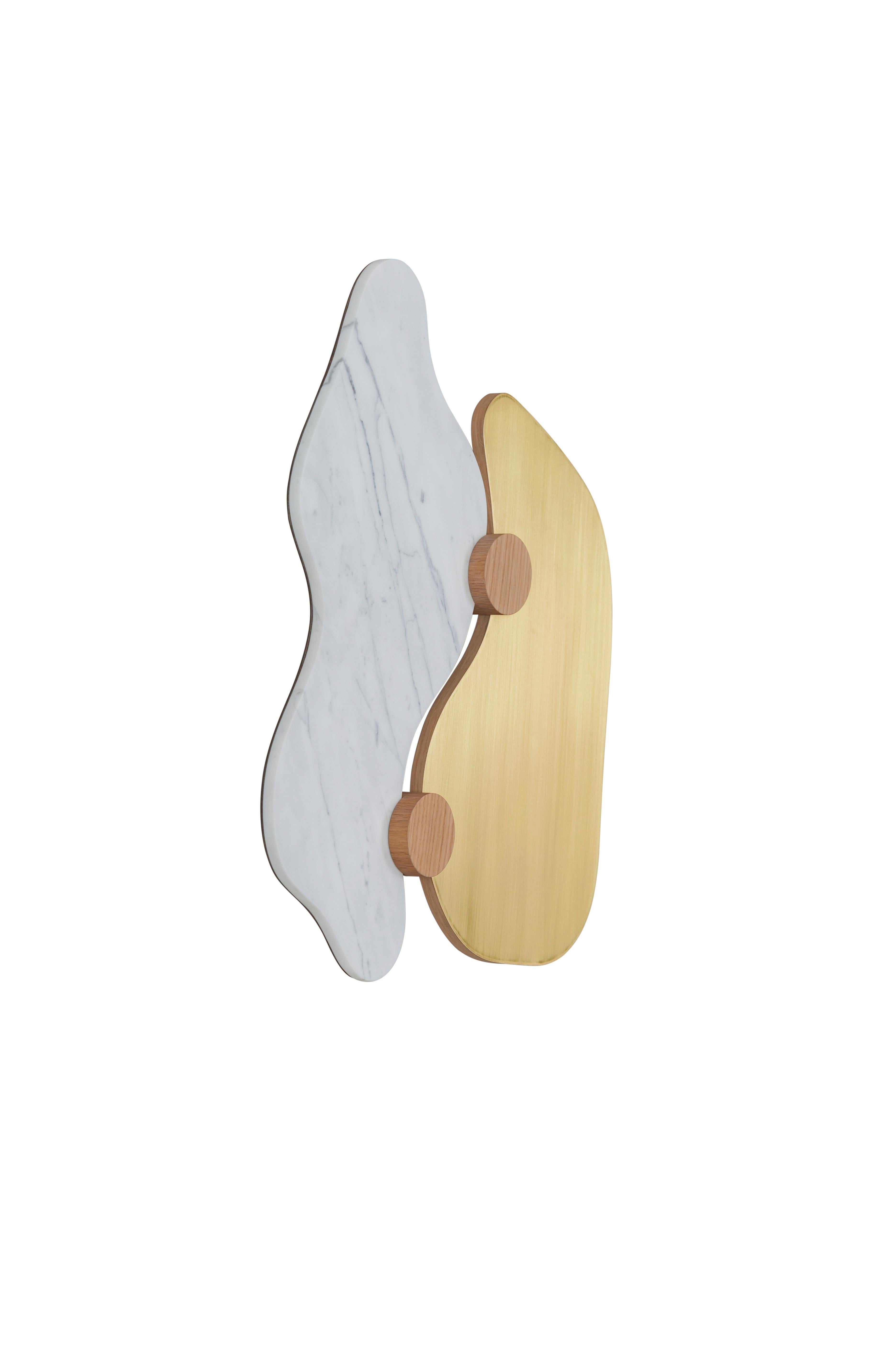 Rossim Wall Art Piece, Contemporary Collection, Handcrafted in Portugal - Europe by Greenapple.

La décoration murale moderne Rossim s'inspire de la vallée de Rossim nichée au cœur de la Serra da Estrela. La silhouette organique fabriquée à partir