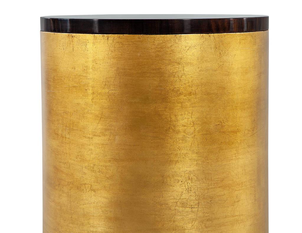 Modern Round Accent Table in Gold Leaf  In New Condition For Sale In North York, ON