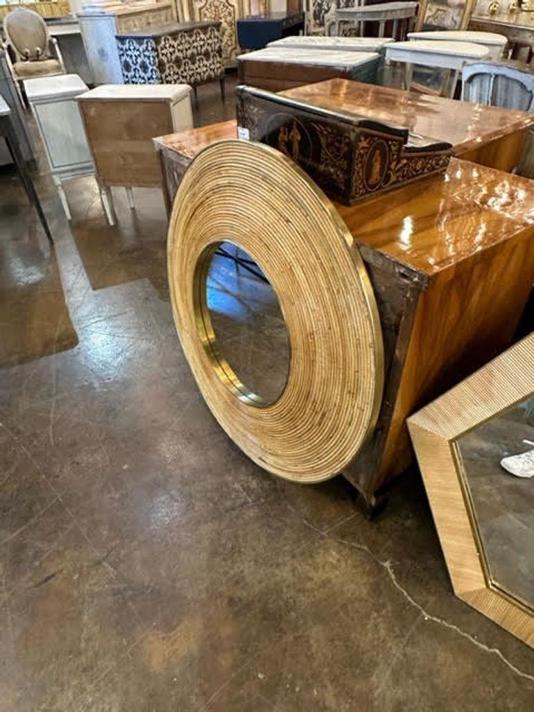 Moderne runde Spiegel aus Bambus und Messing im Zustand „Gut“ im Angebot in Dallas, TX