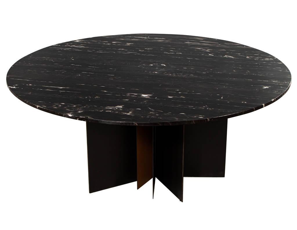 black marble round table