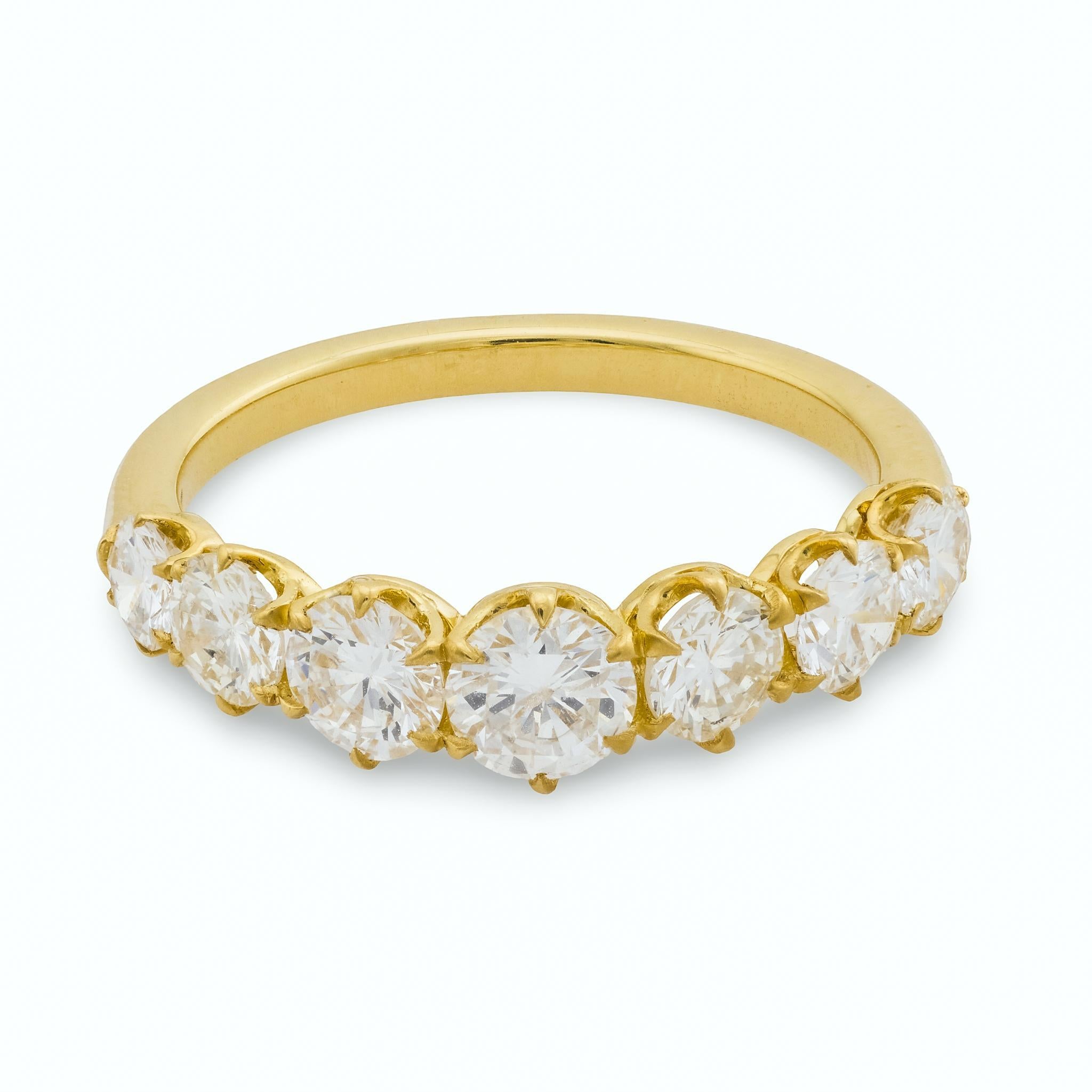 Moderne Bracelet moderne en or jaune 18k avec diamant rond de taille brillante en vente