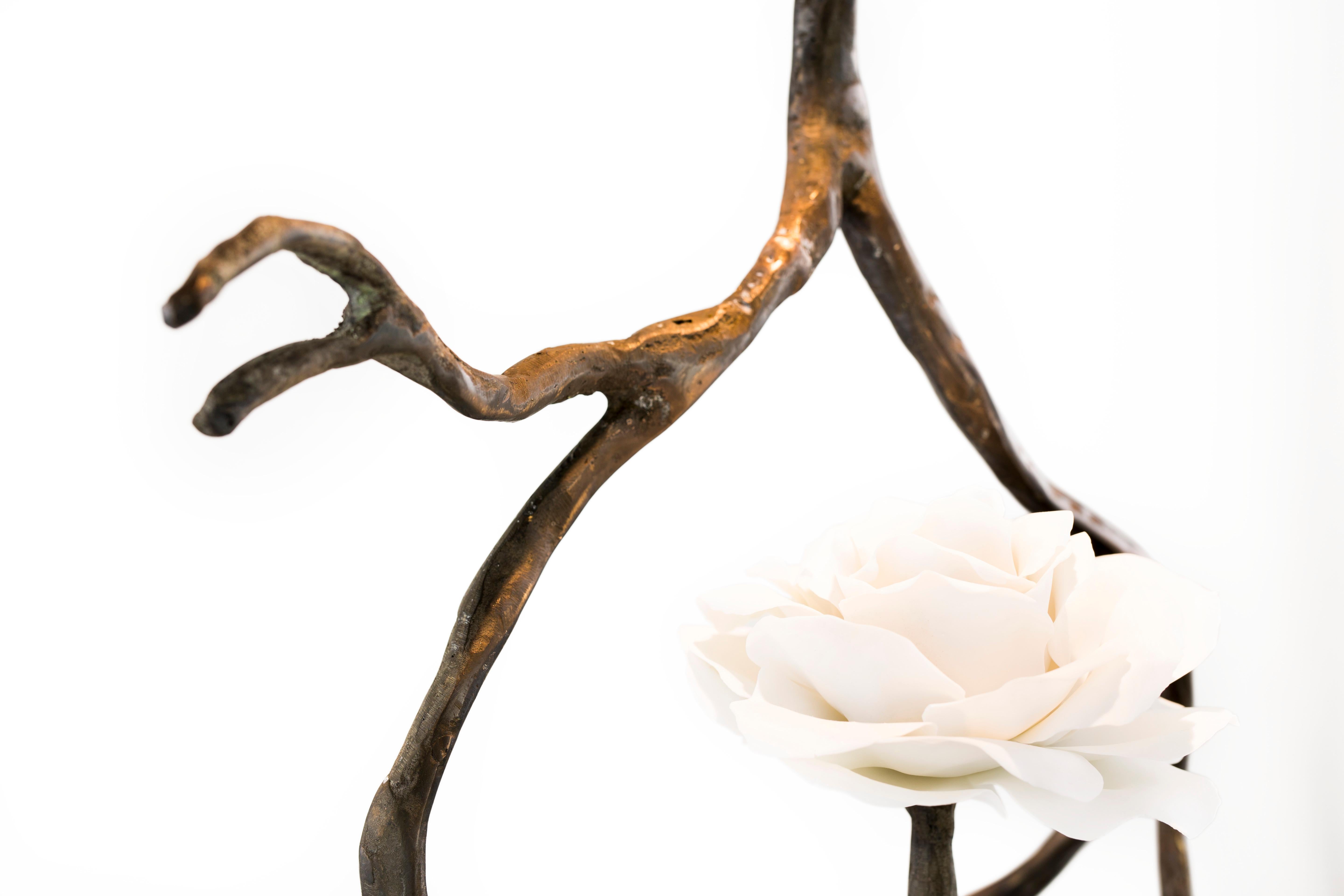 XXIe siècle et contemporain Lustre moderne rond avec pierres précieuses en bronze patiné foncé, Collection Orpheus en vente