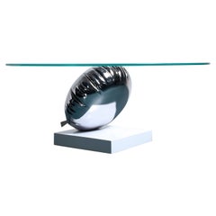 Modern Round Coffee Table with Silver Balloon