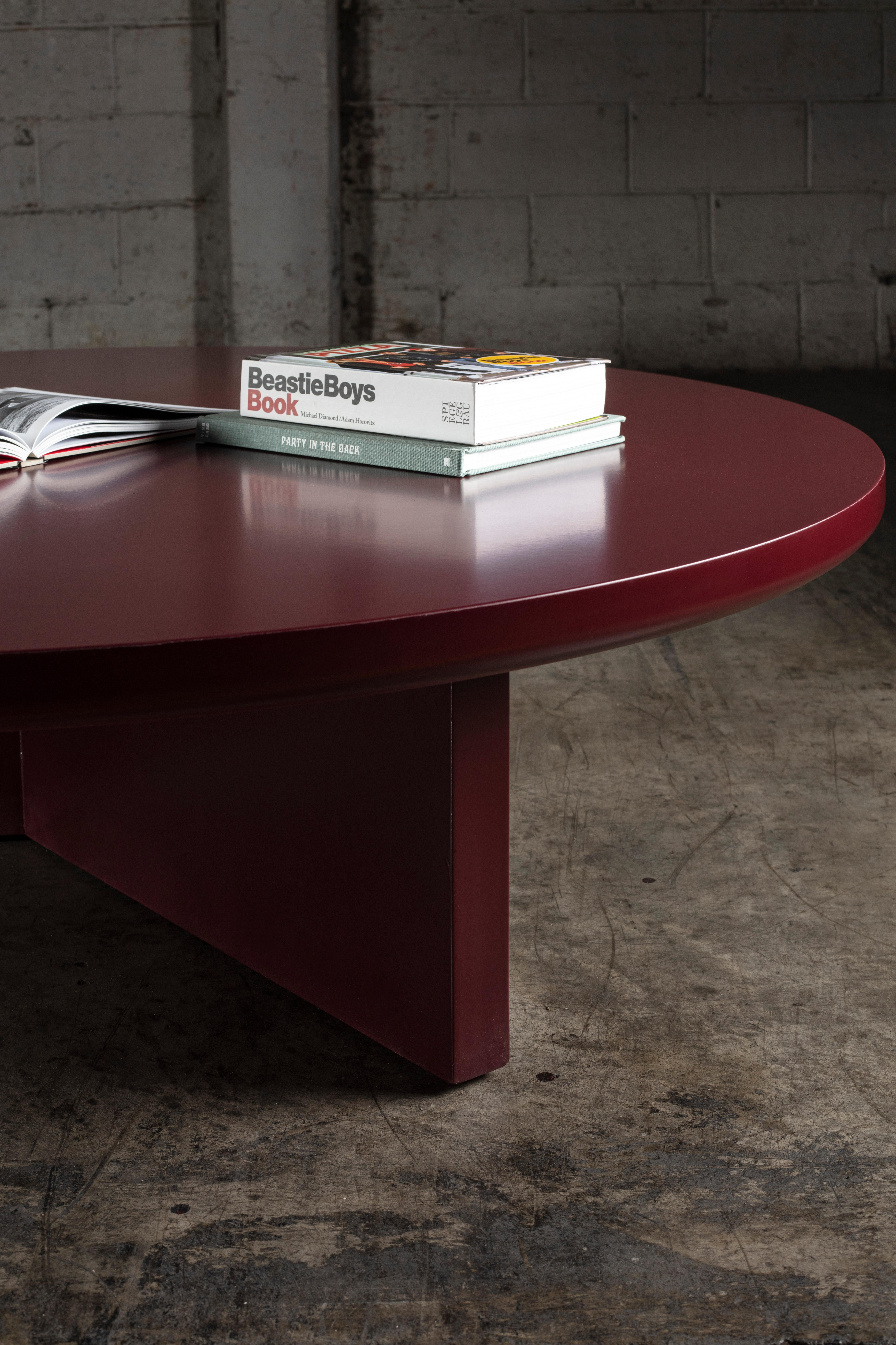 round red coffee table