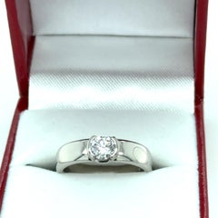 Modern Round Diamond Solitaire Ring – 0.55 ct E-F/VS1 – Platinum
