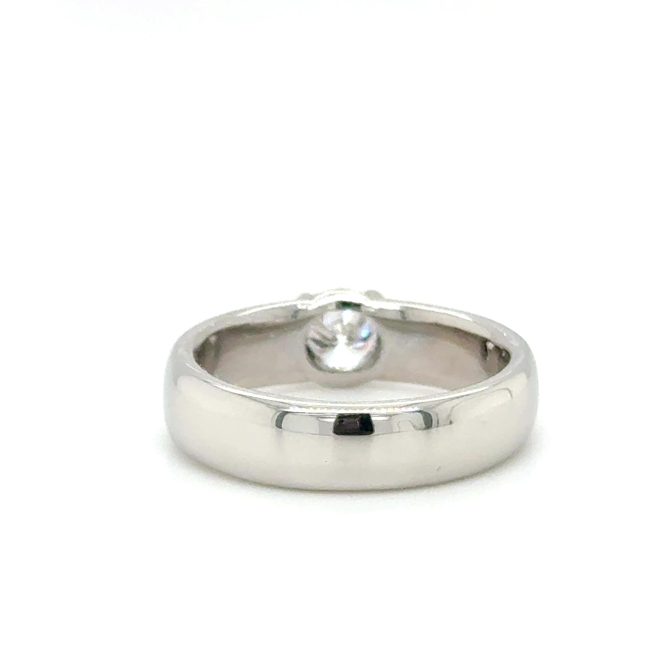 Anillo solitario de diamante redondo moderno - 0,55 ct E-F/VS1 - Platino en venta 3