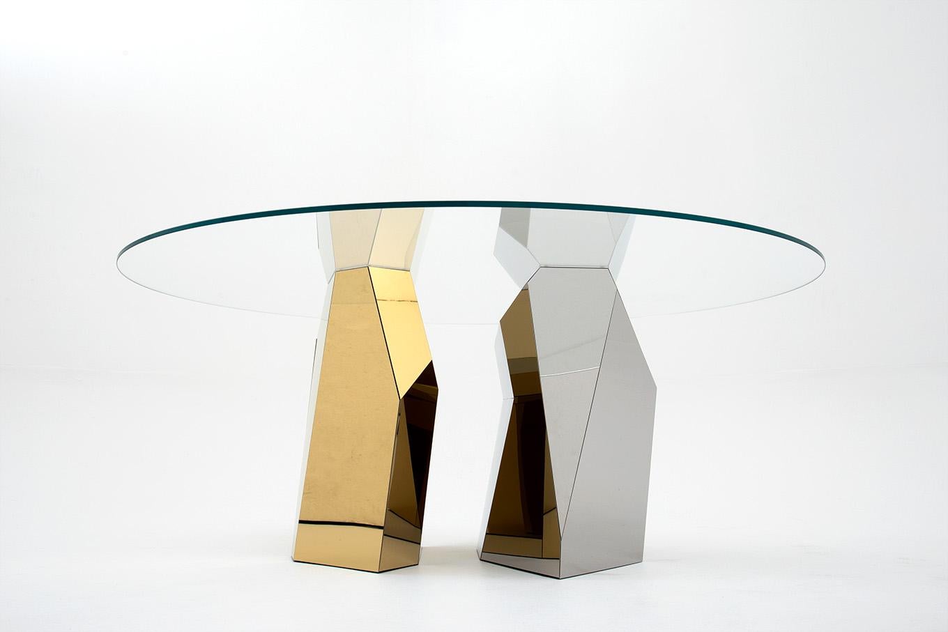English Modern Round Dining Table with Gold & Silver Finish For Sale