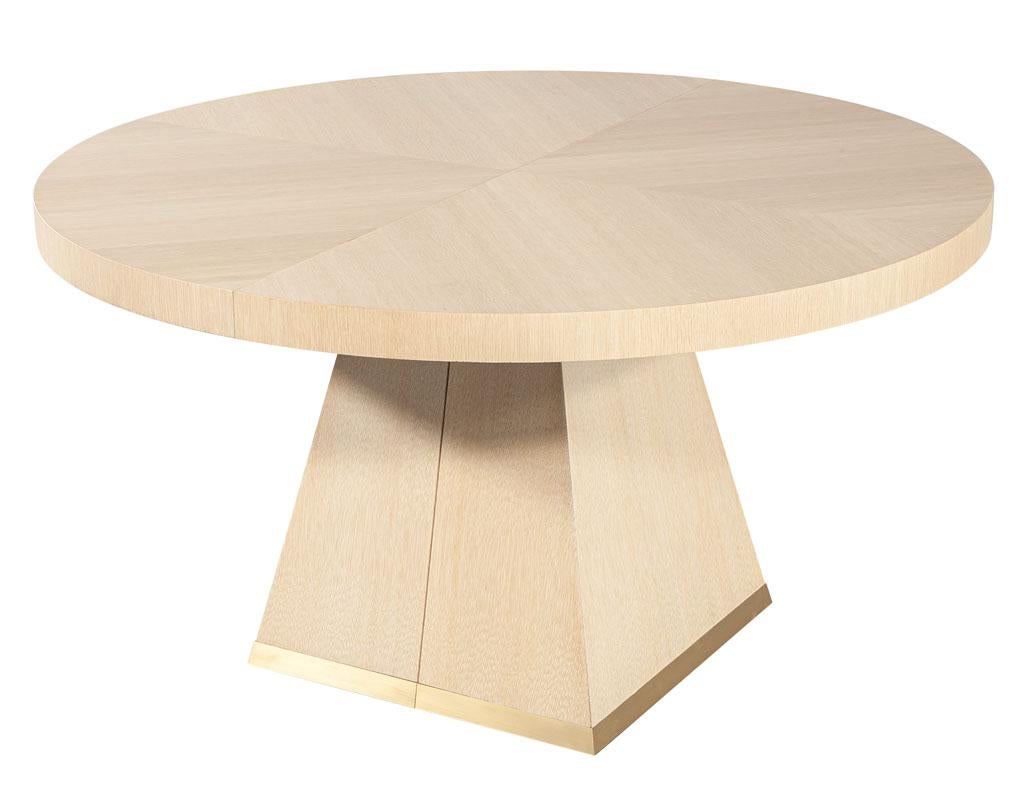 Canadian Modern Round Extendable Oak Dining Table For Sale