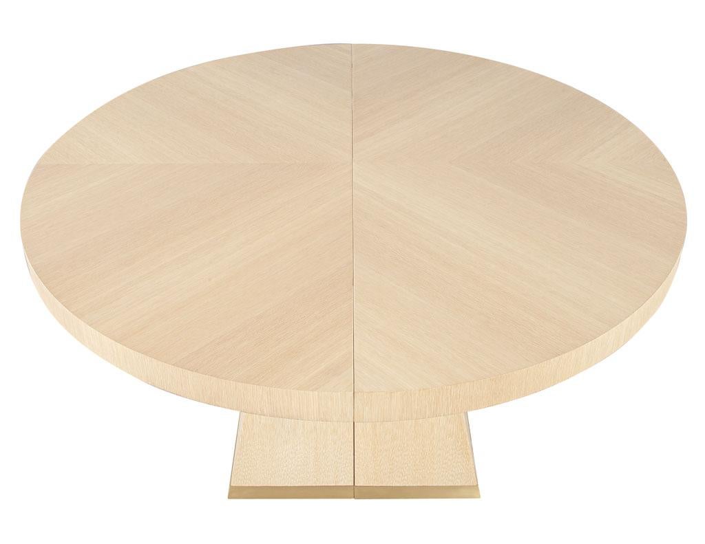 Modern Round Extendable Oak Dining Table In New Condition For Sale In North York, ON