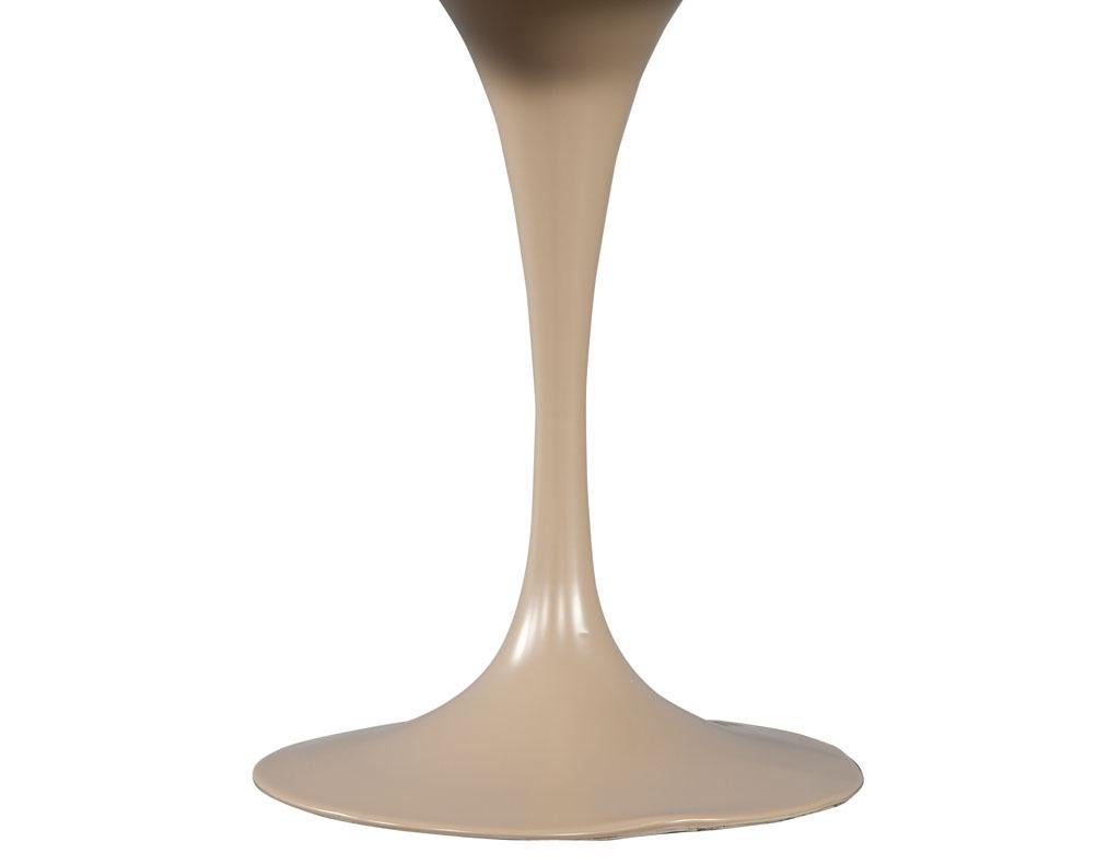Modern Round Marble Top Table in the Style of Eero Saarinen Pedestal Table 2