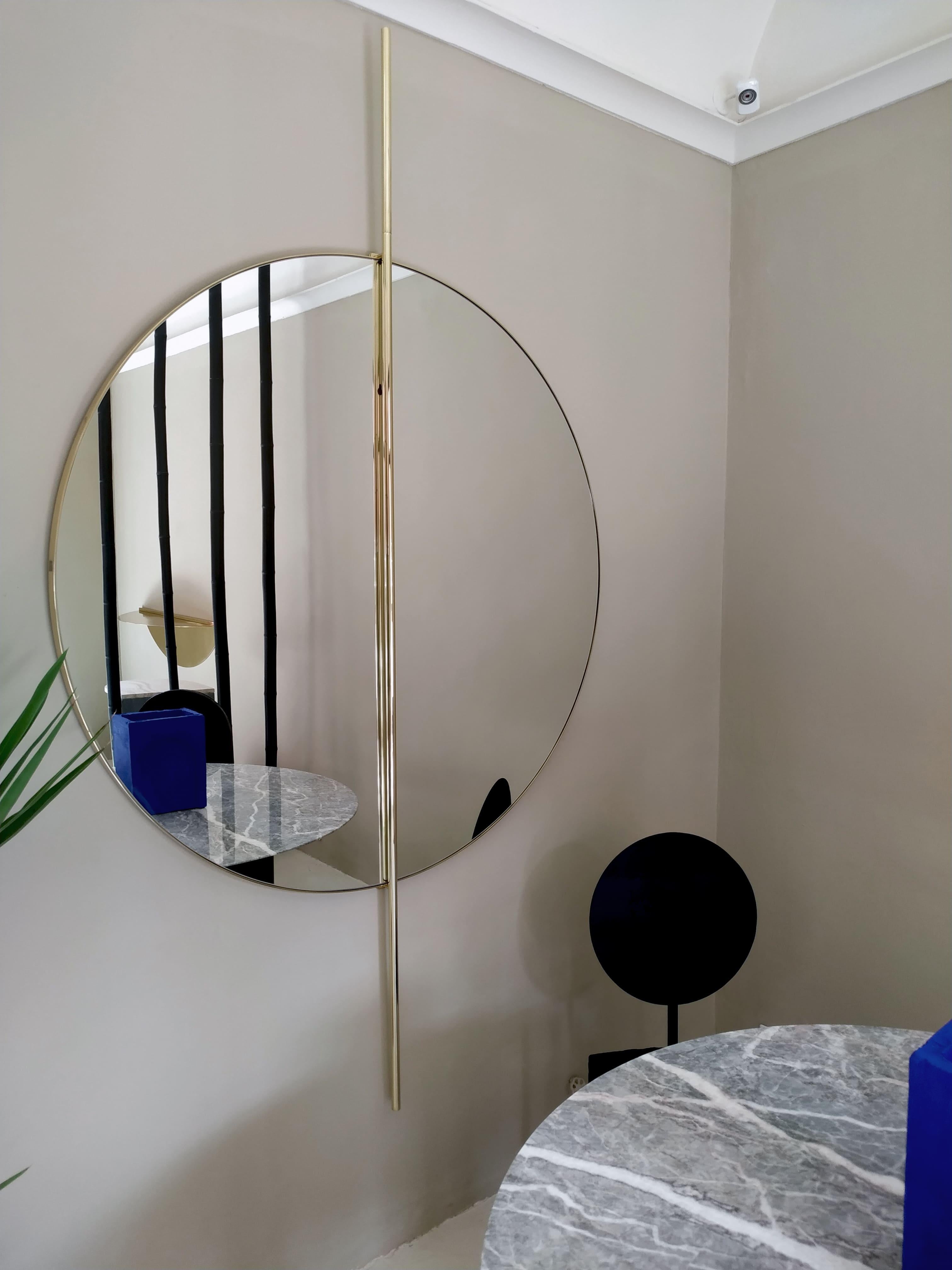 Brass Modern Round Decorative Mirror by Nobe Italia Golden Finish For Sale