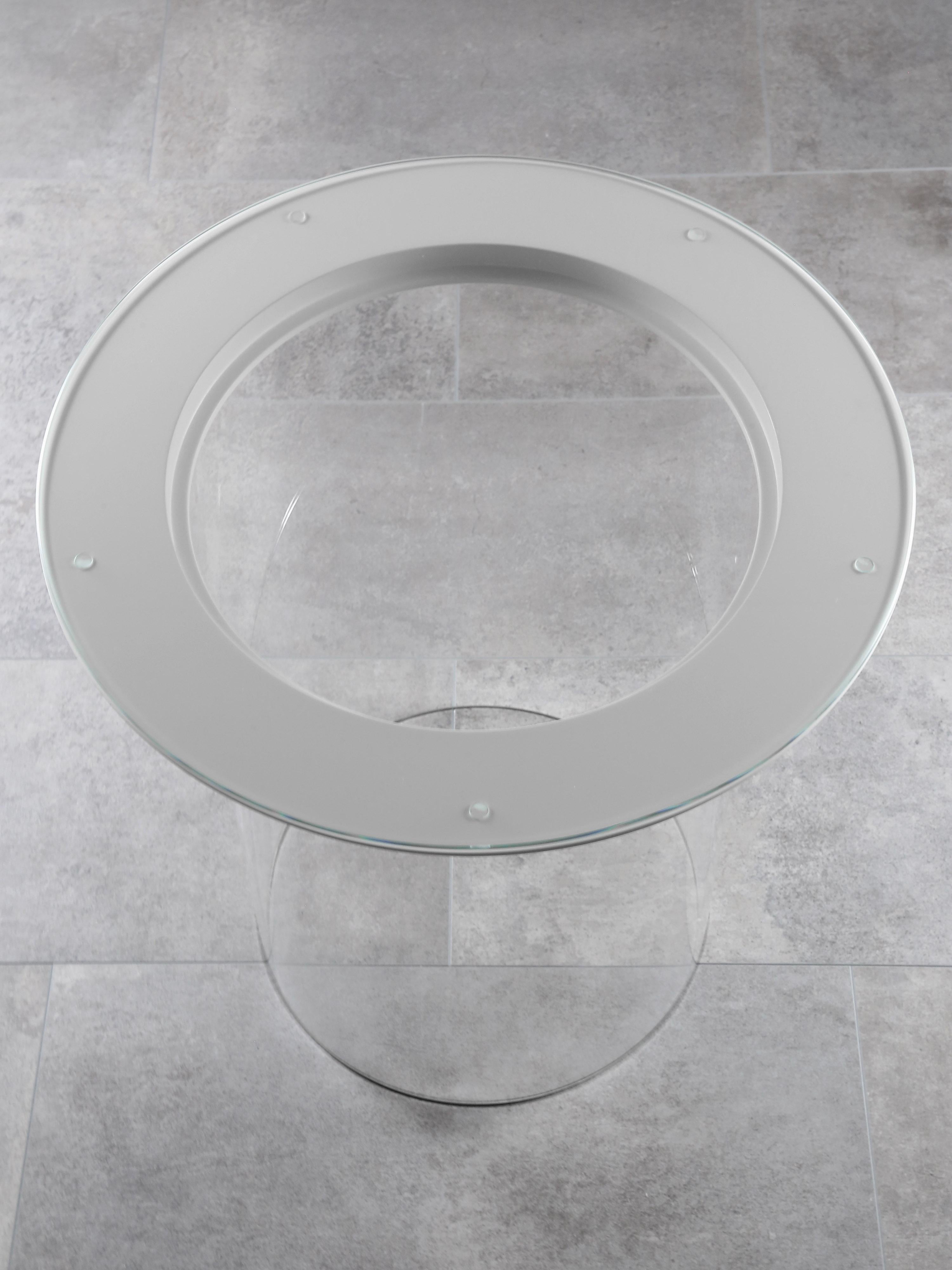 Modern Round Side Table with Glass and White Finish For Sale 1
