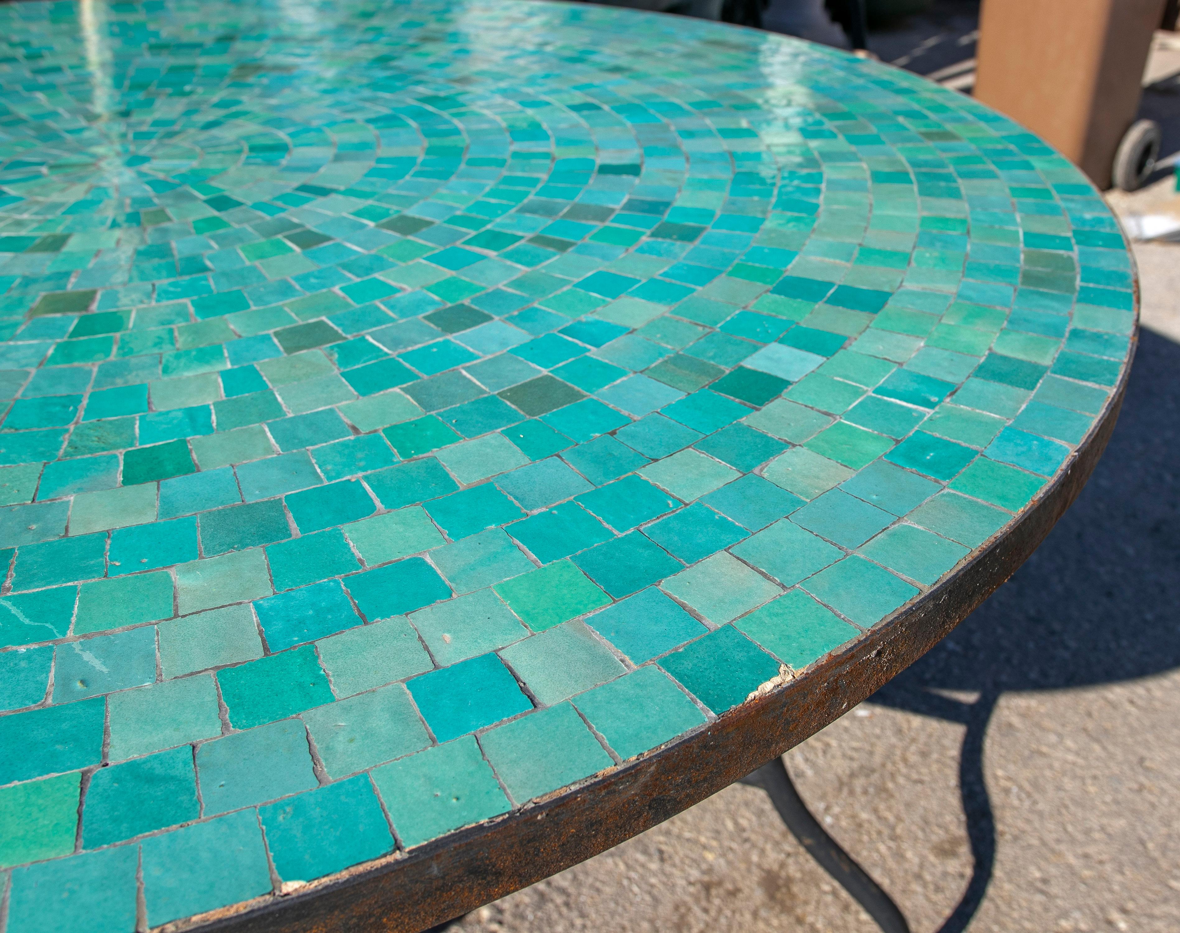 Modern Round Spanish Green Glazed Zellige Tiles Mosaic Outdoor Table & Iron Base 11