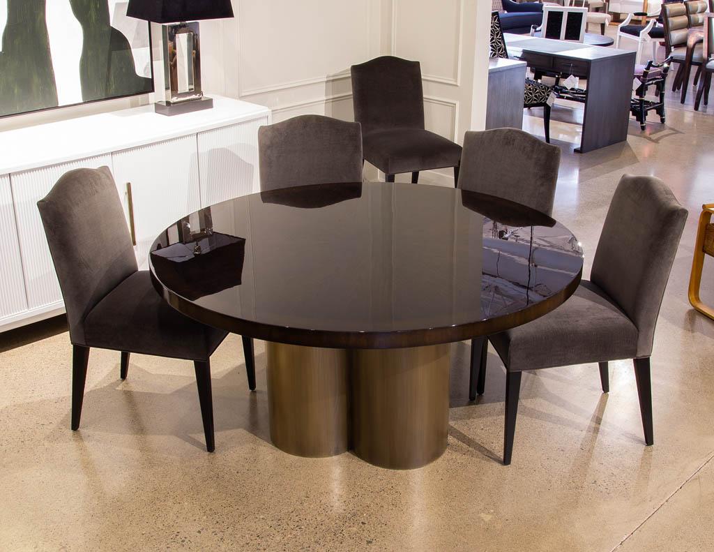 Modern Round Sunburst Dining Table in High Gloss Polished Finish For Sale 7