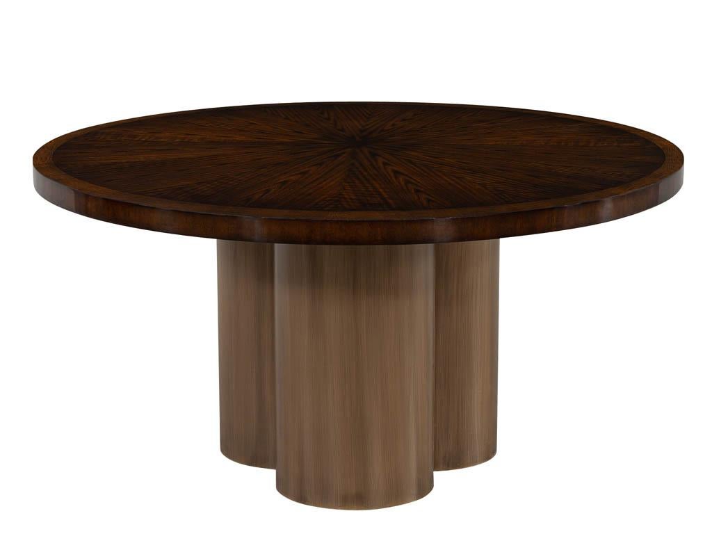 American Modern Round Sunburst Dining Table in High Gloss Polished Finish For Sale