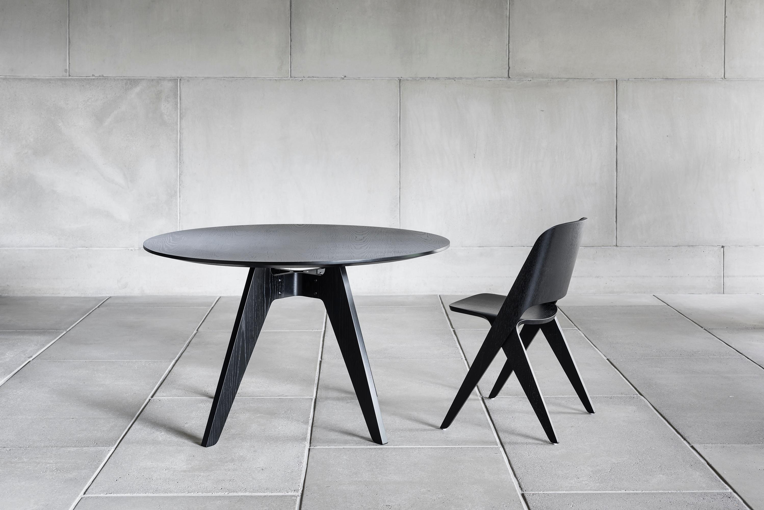 Contemporary Modern Round Table 'Lavitta' by Poiat, Black Oak, 120cm For Sale