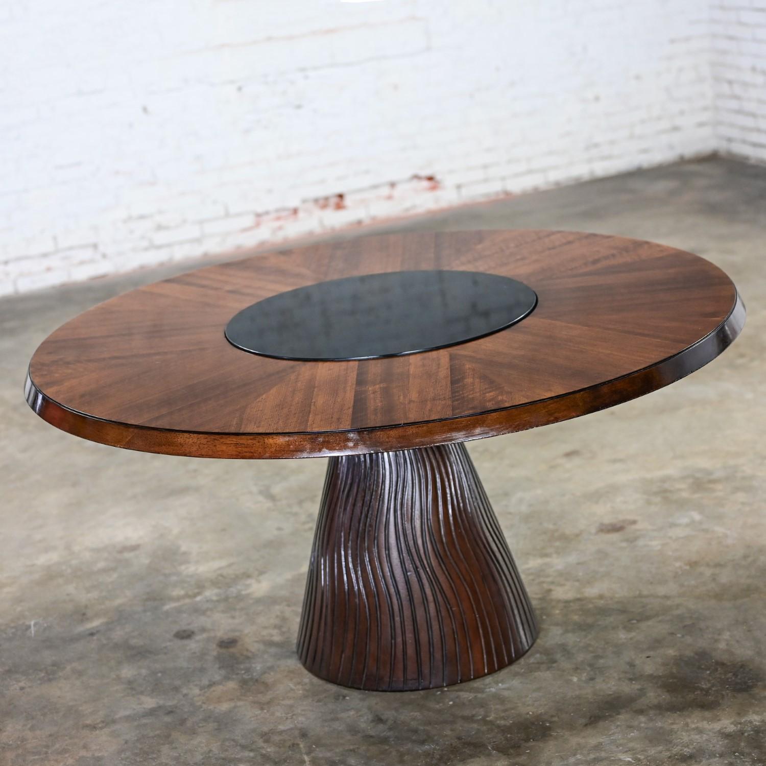 Chinois Table de salle à manger moderne ronde à piédestal attribuée à Bernhardt Cascade en vente