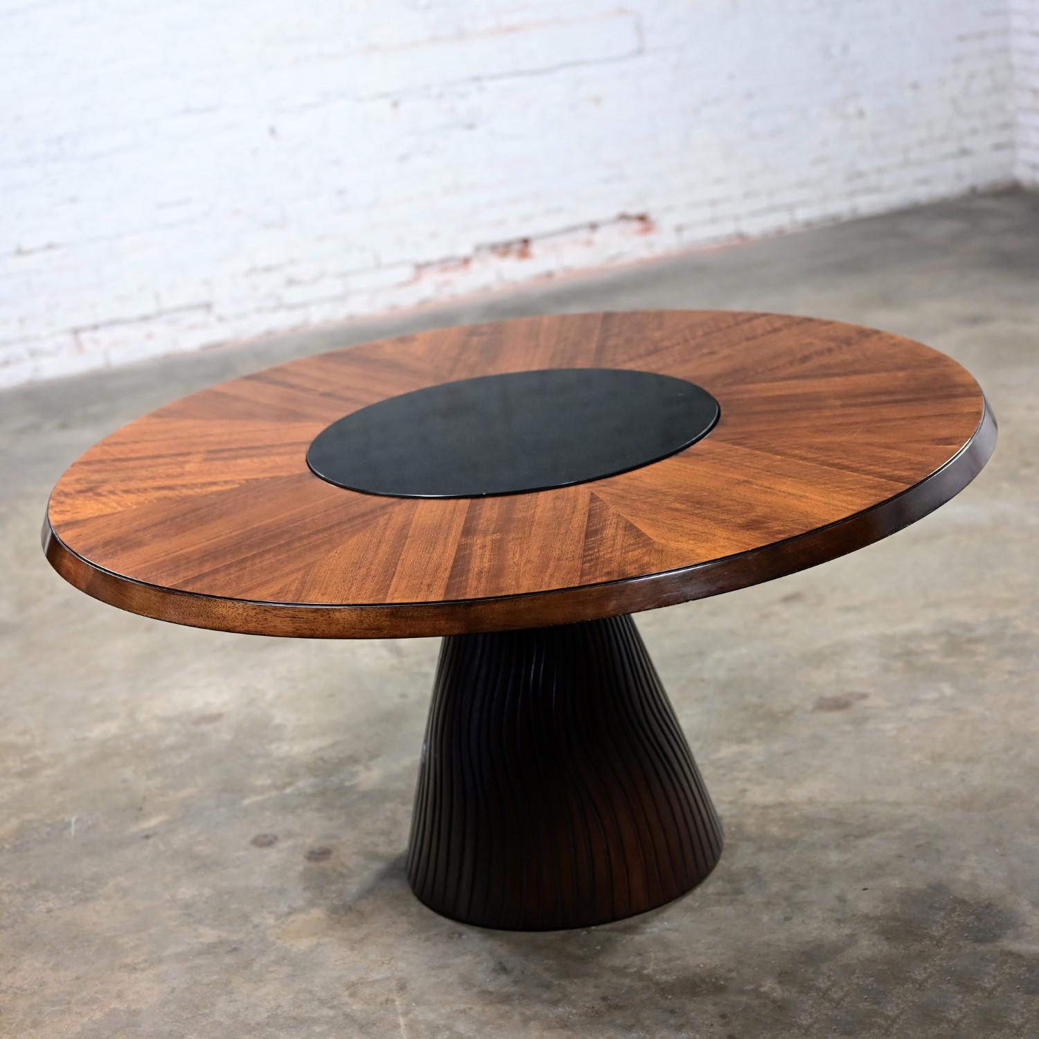 Table de salle à manger moderne ronde à piédestal attribuée à Bernhardt Cascade en vente 2