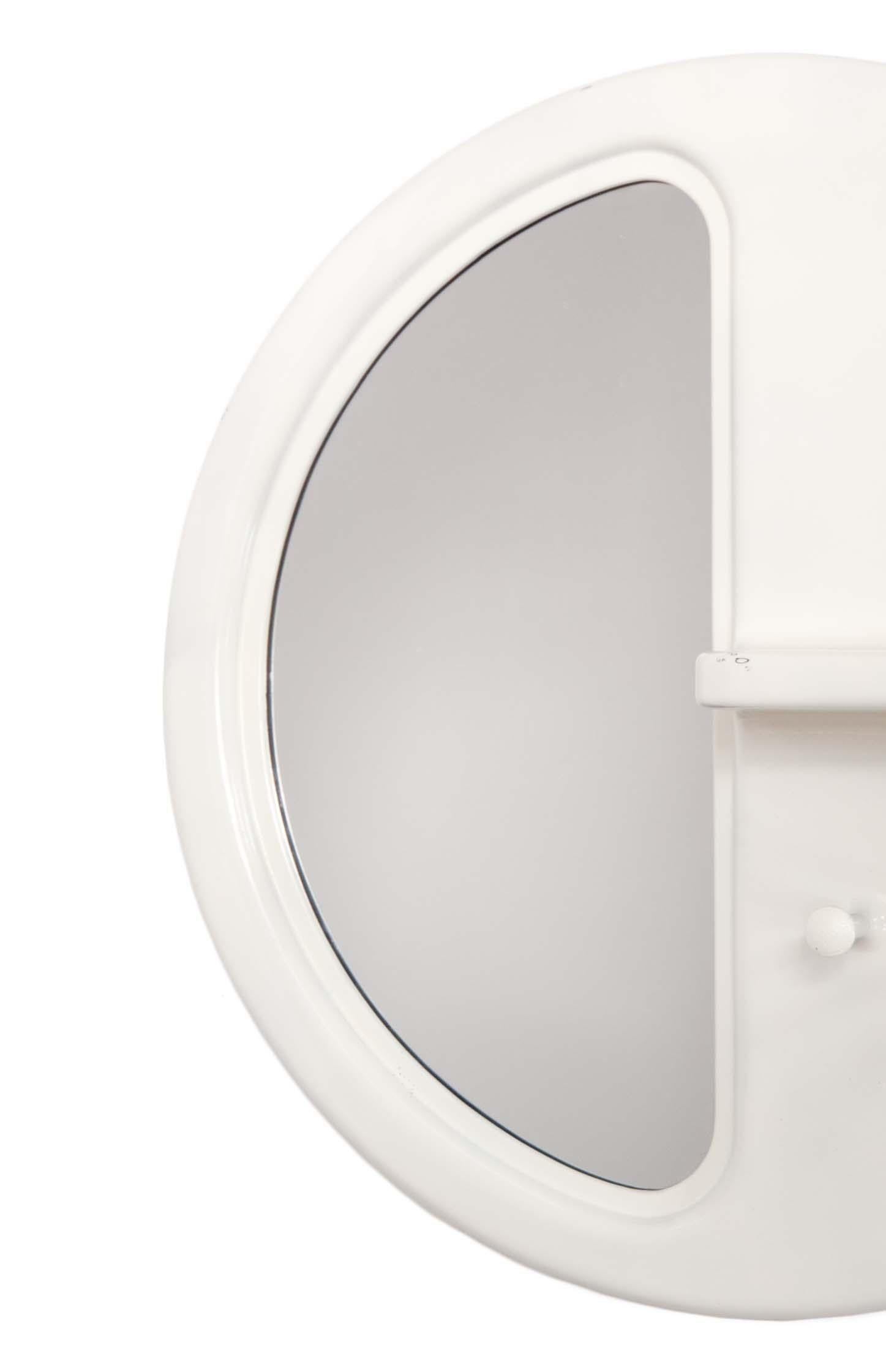 Modern Round Wall Mirror with Shelf in Fiberglass, Vintage, USA, 1970s In Good Condition In New York, NY