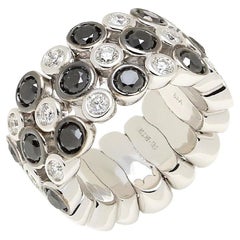 Eternity-Ring aus 18 Karat Weiß-Diamant mit Flexible-Lünette
