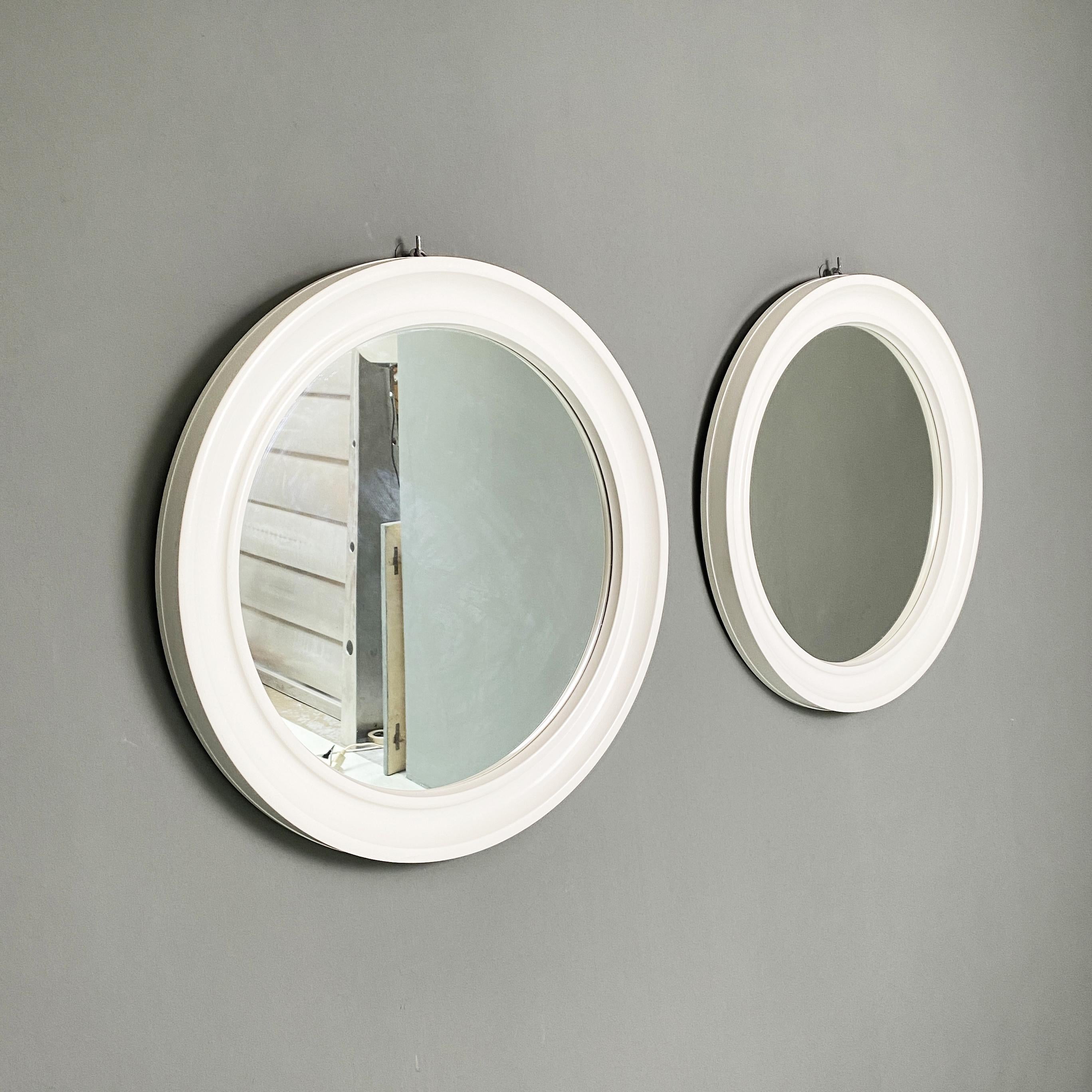 plastic frame mirror