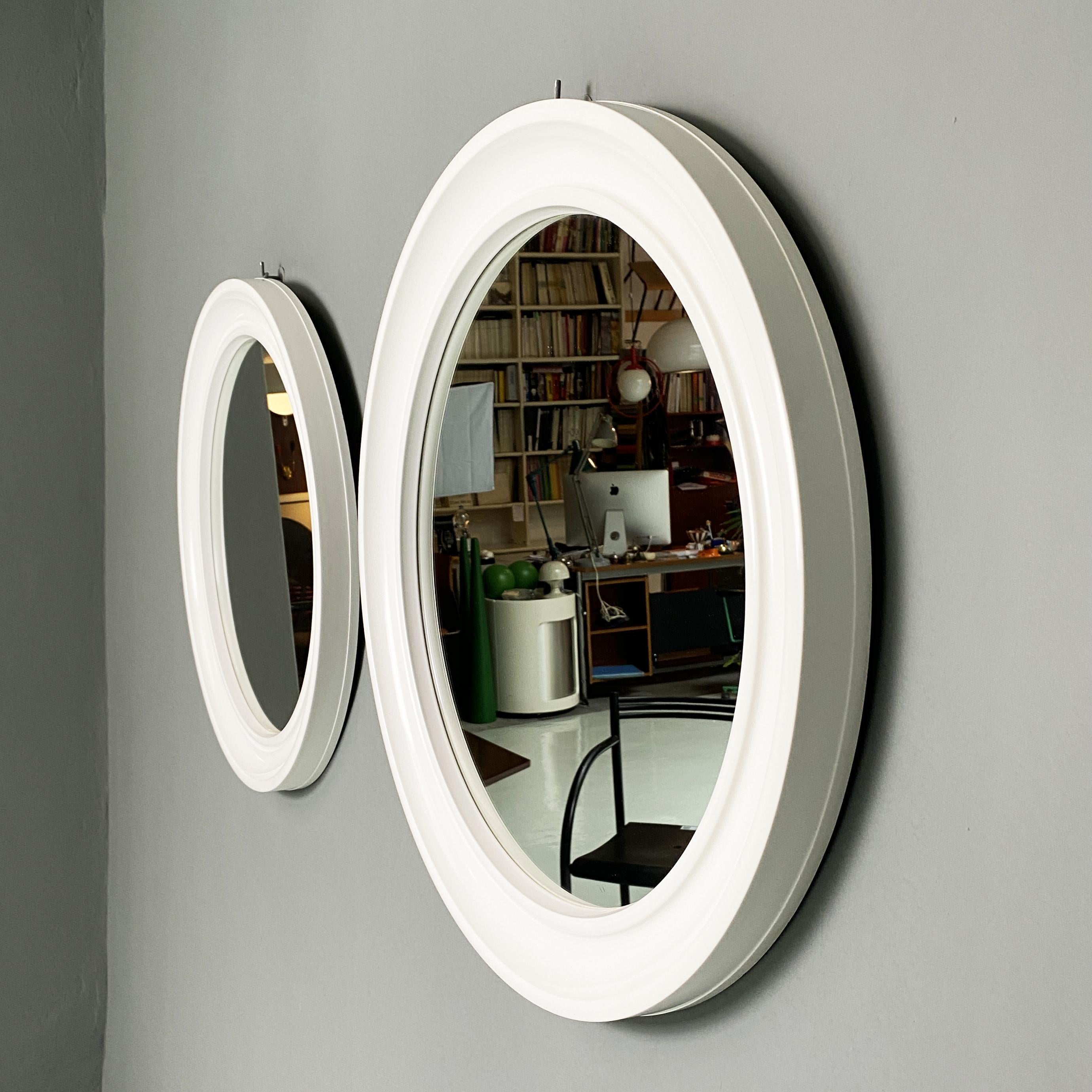 Late 20th Century Modern Round white plastic mirrors by Carrara & Matta, 1980s For Sale