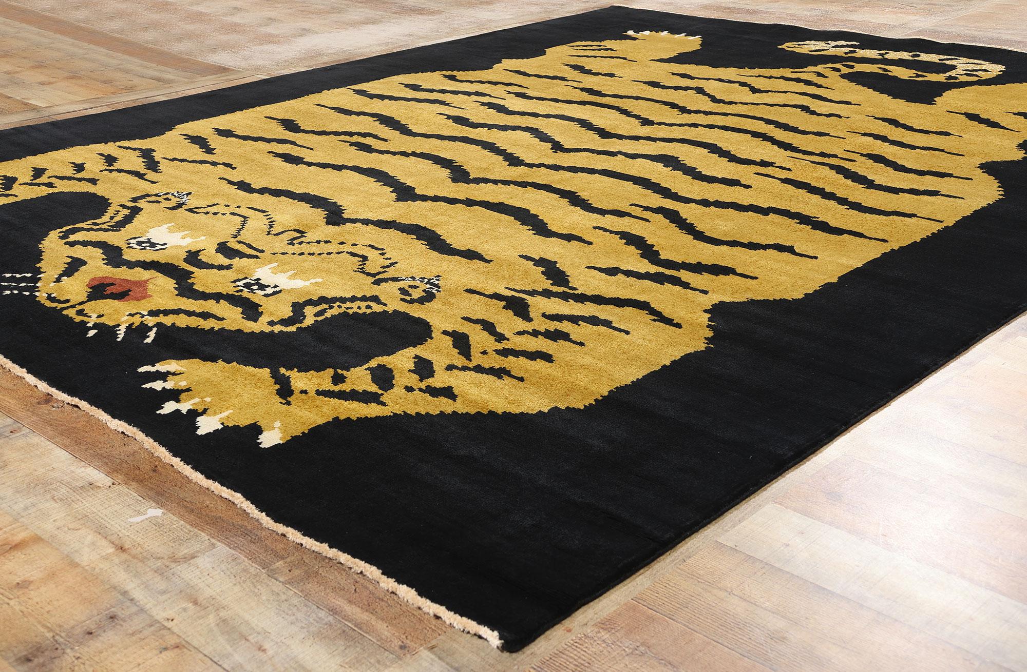 New Contemporary Royal Tibetan Tiger Carpet with Modern Style Siglo XXI y contemporáneo en venta