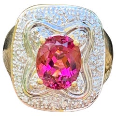 Modern Rubellite Pink Tourmaline 18 Karat Gold Ring - Size 6