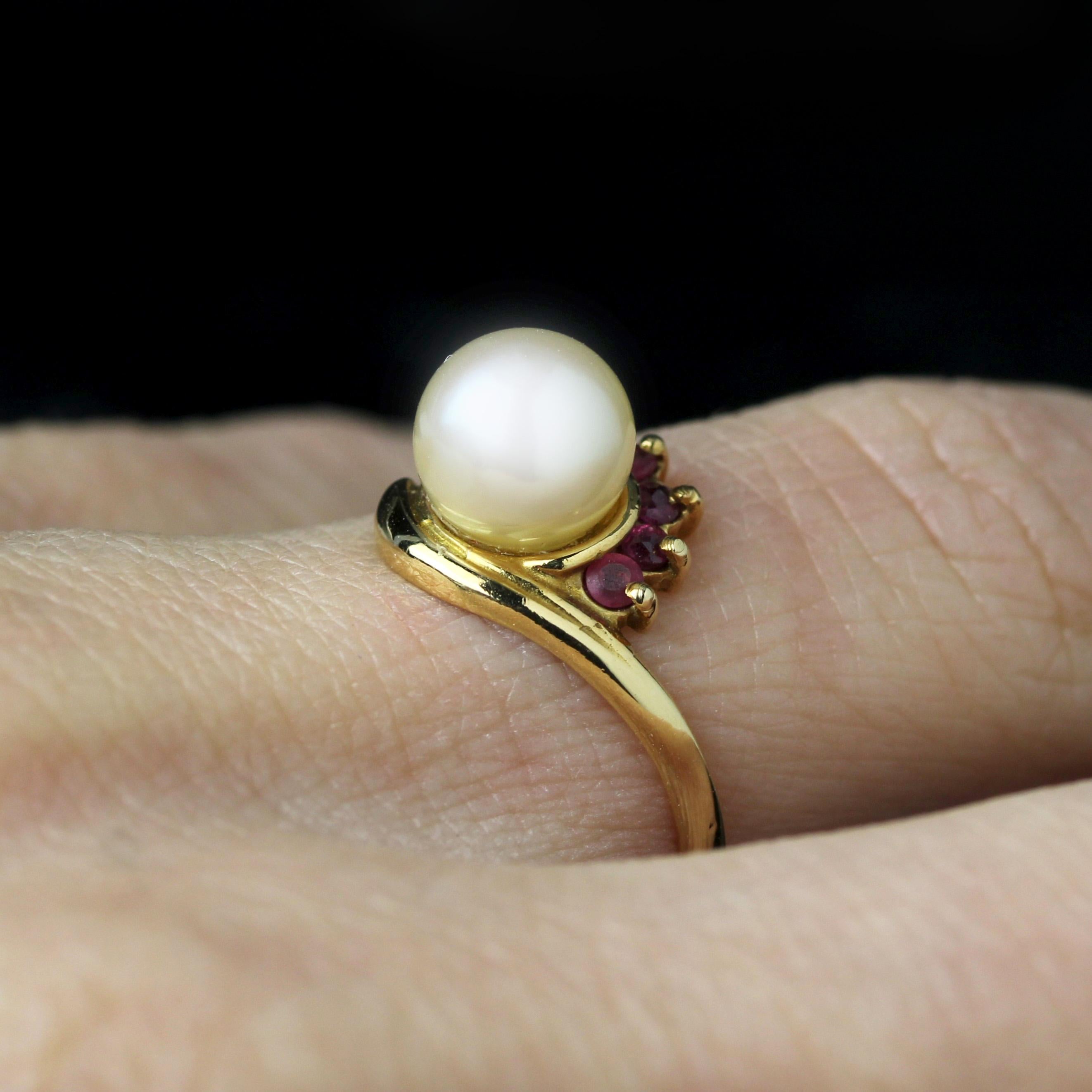 Modern Rubies Cultured Pearl 18 Karat Yellow Gold Ring For Sale 8