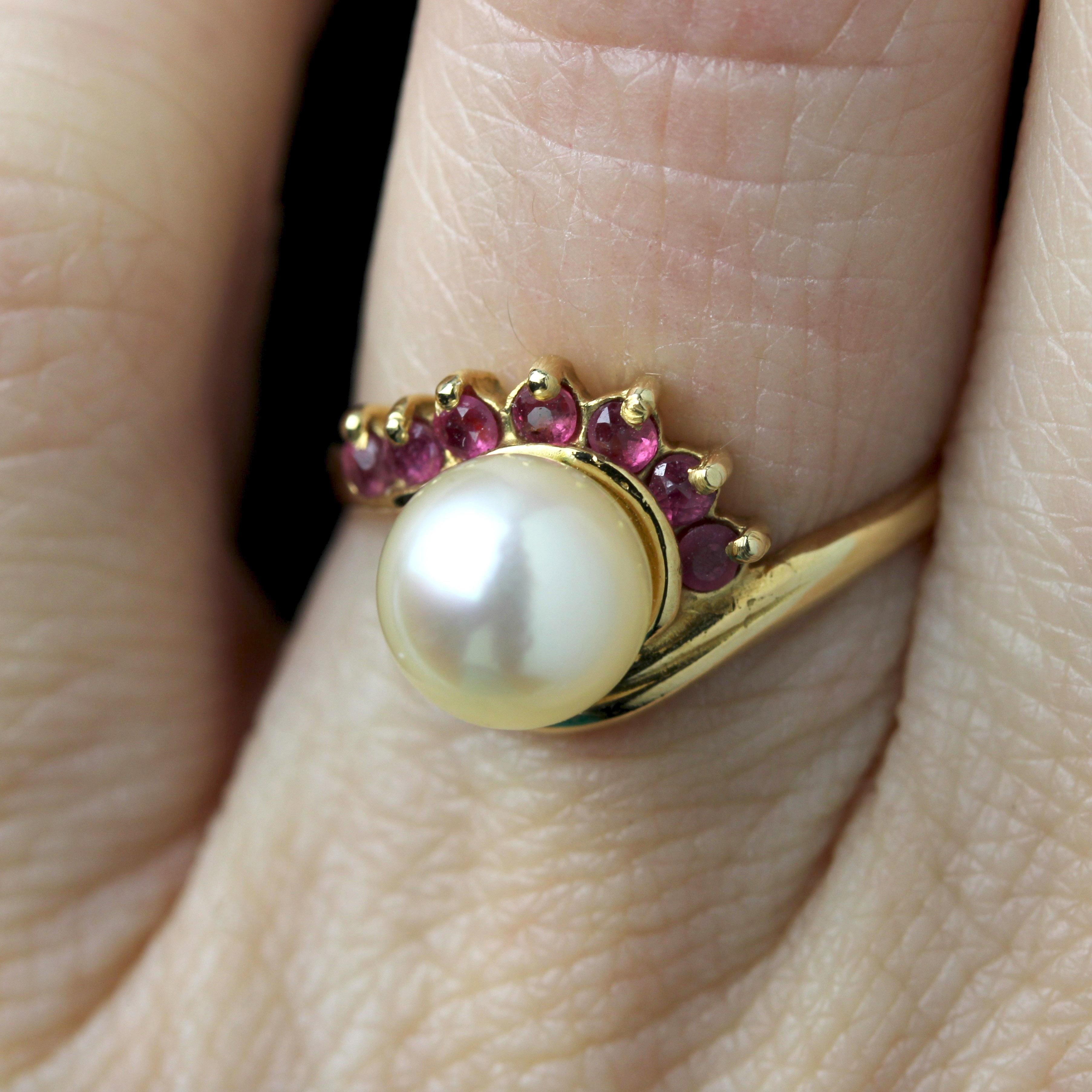 Modern Rubies Cultured Pearl 18 Karat Yellow Gold Ring For Sale 10
