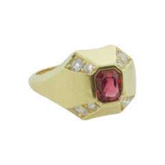 Vintage Modern Ruby and Diamond Ring in 18k Yellow Gold