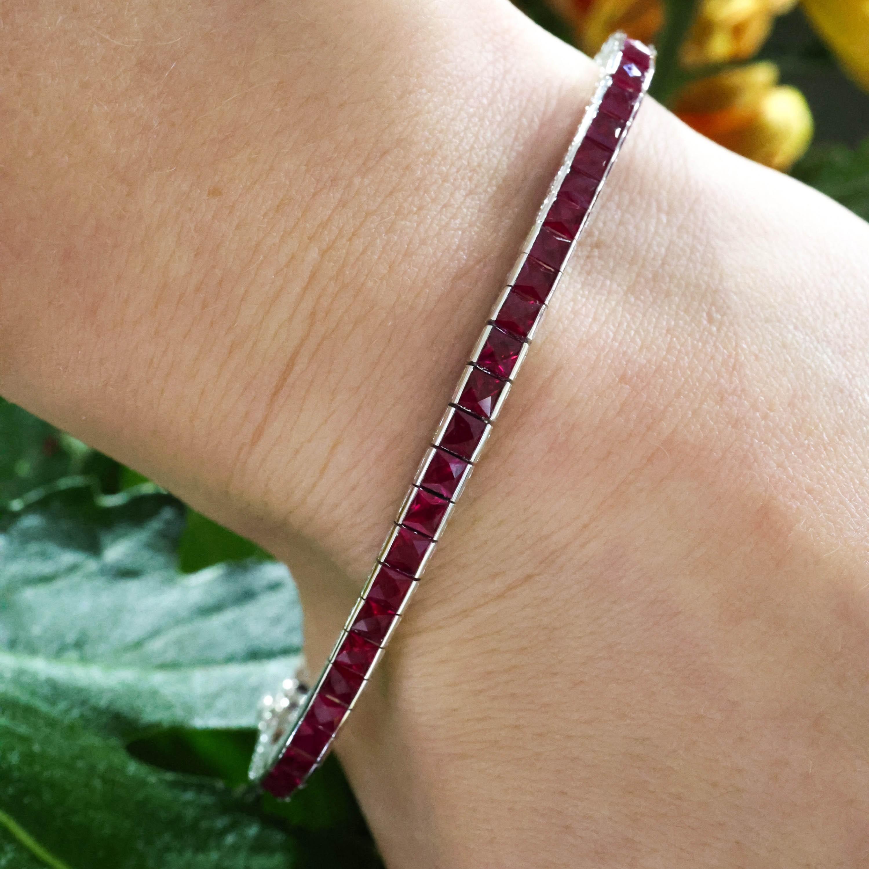 Modern Ruby and Platinum Line Bracelet, 8.90 Carats In New Condition For Sale In London, GB