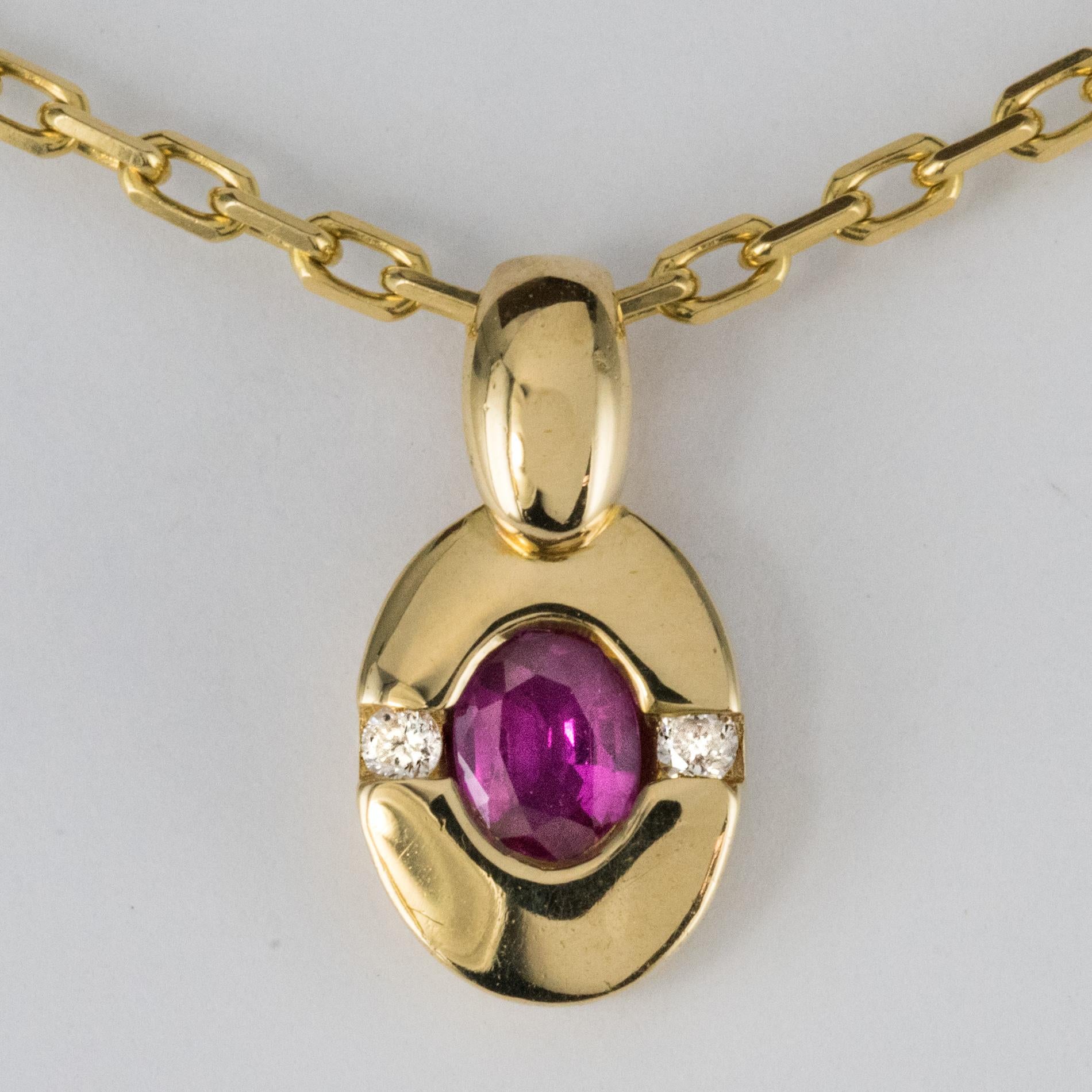 Modern Ruby Diamond 18 Karat Yellow Gold Pendant and Chain 2