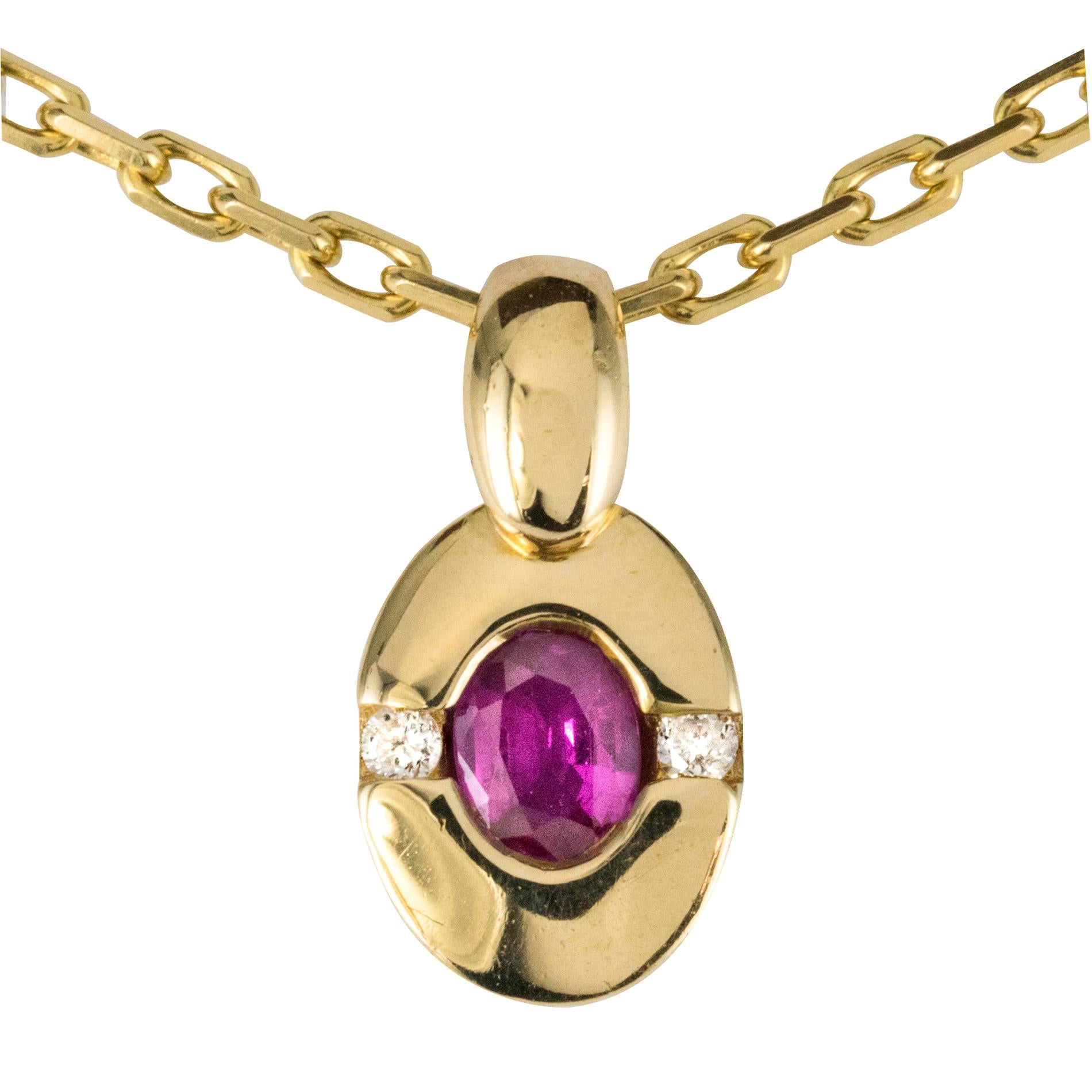 Modern Ruby Diamond 18 Karat Yellow Gold Pendant and Chain