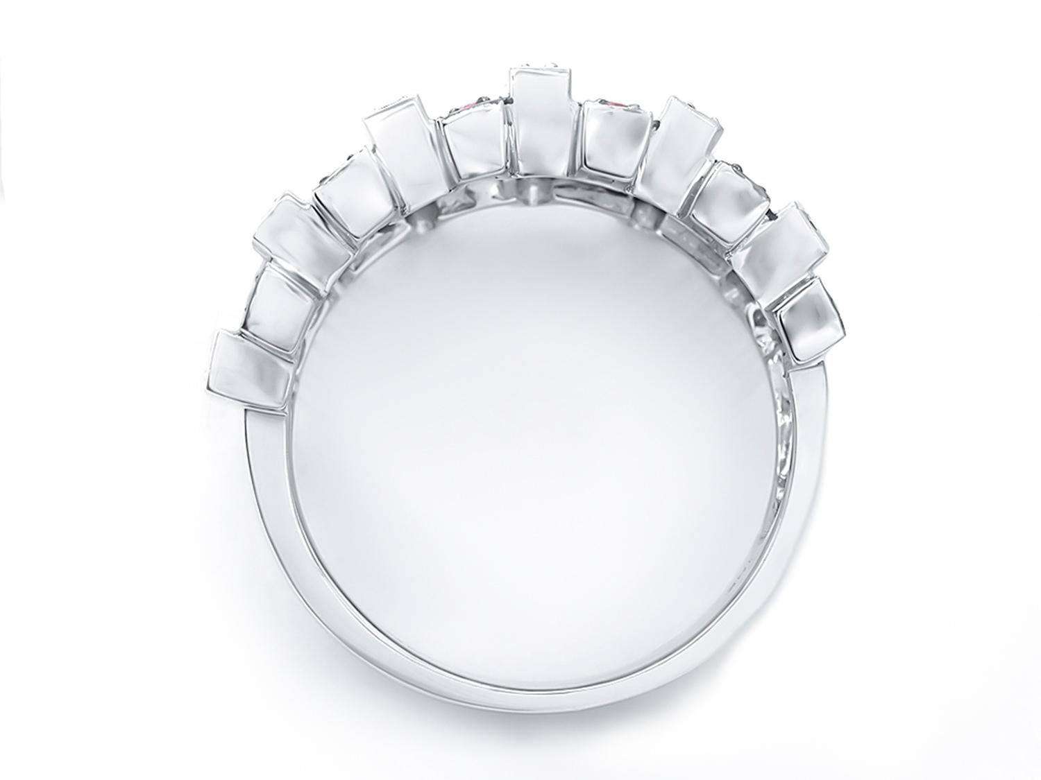 Femenino o masculino Anillo moderno de diamantes rubí 1,02 quilates Oro blanco de 18 quilates en venta