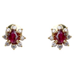 Modern Ruby Diamonds 18 Karat Yellow Gold Daisy Stud Earrings