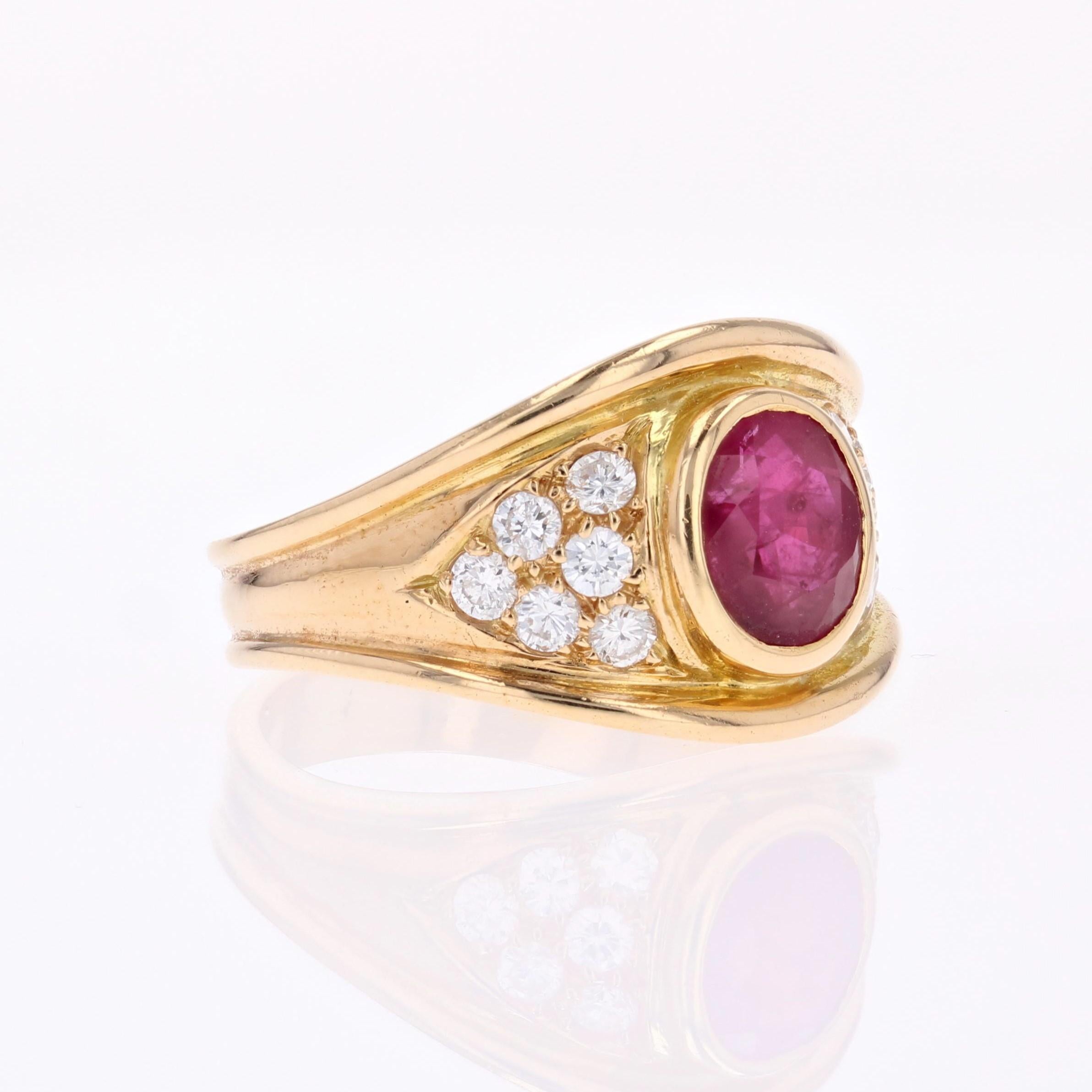 Modern Ruby Diamonds 18 Karat Yellow Gold Large Ring For Sale 6
