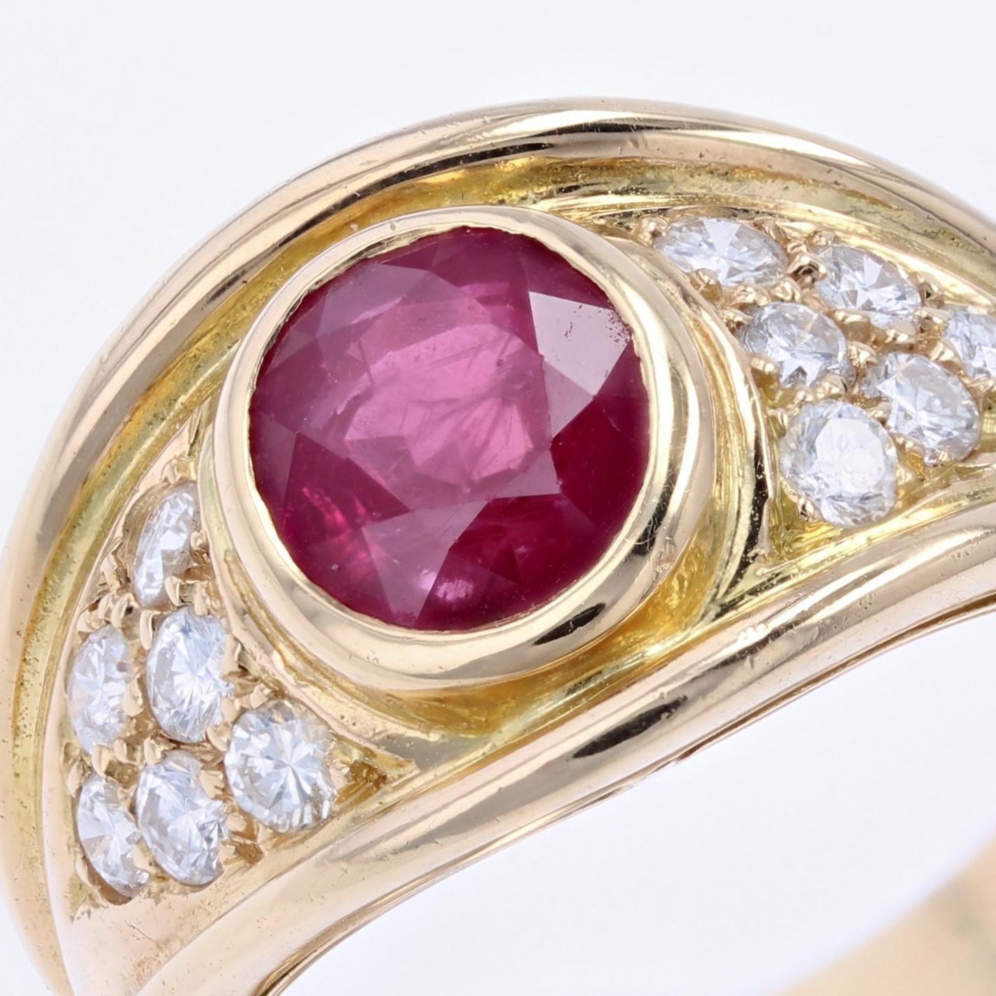 Modern Ruby Diamonds 18 Karat Yellow Gold Large Ring For Sale 4