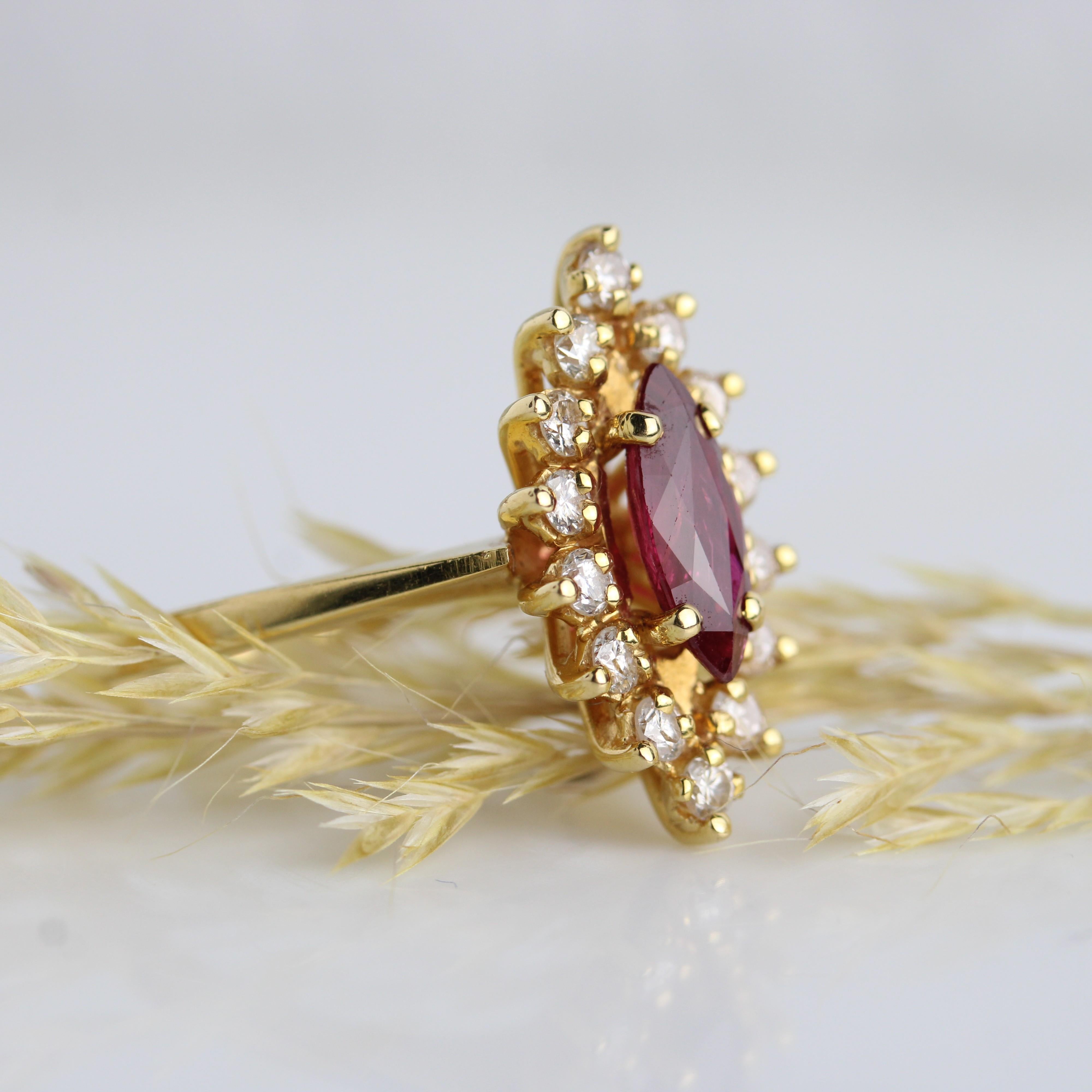 Modern Ruby Diamonds 18 Karat Yellow Gold Marquise Shape Ring For Sale 6