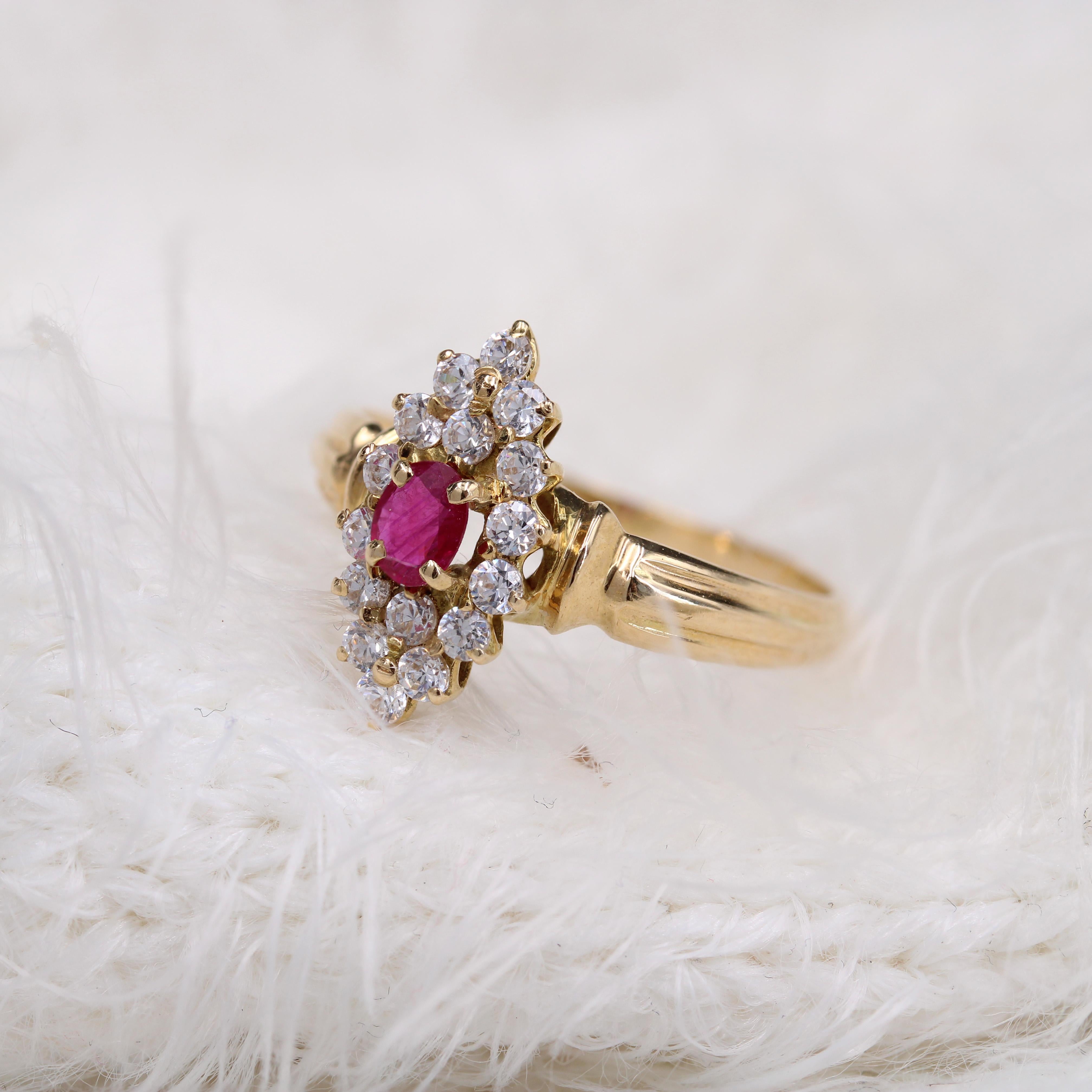 Women's Modern Ruby Diamonds 18 Karat Yellow Gold Shuttle Shape Ring For Sale