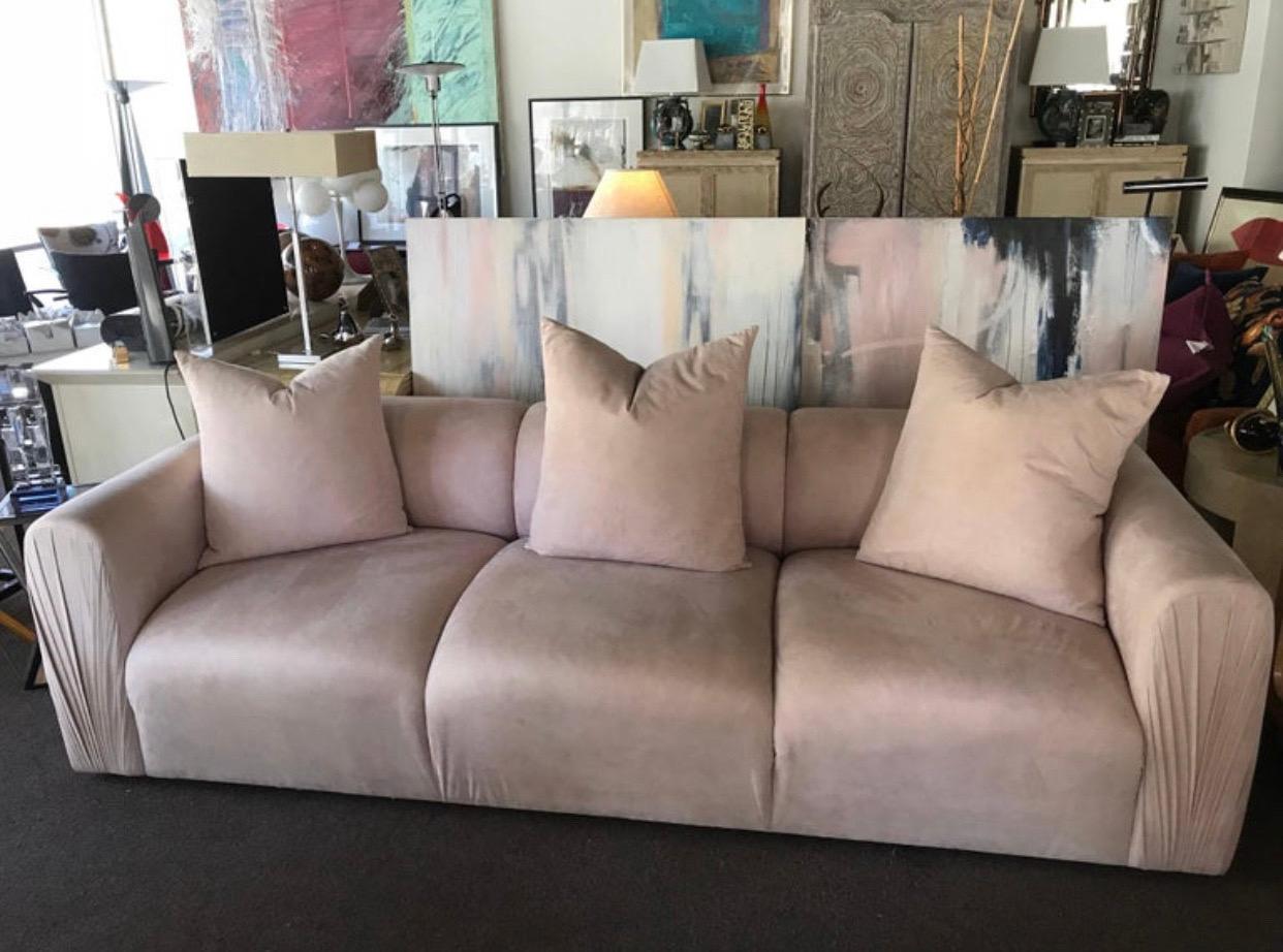 American Blush Ultrasuede 1980s Ruched Arm Sofa with 3 Matching Pillows Palm Springs  For Sale