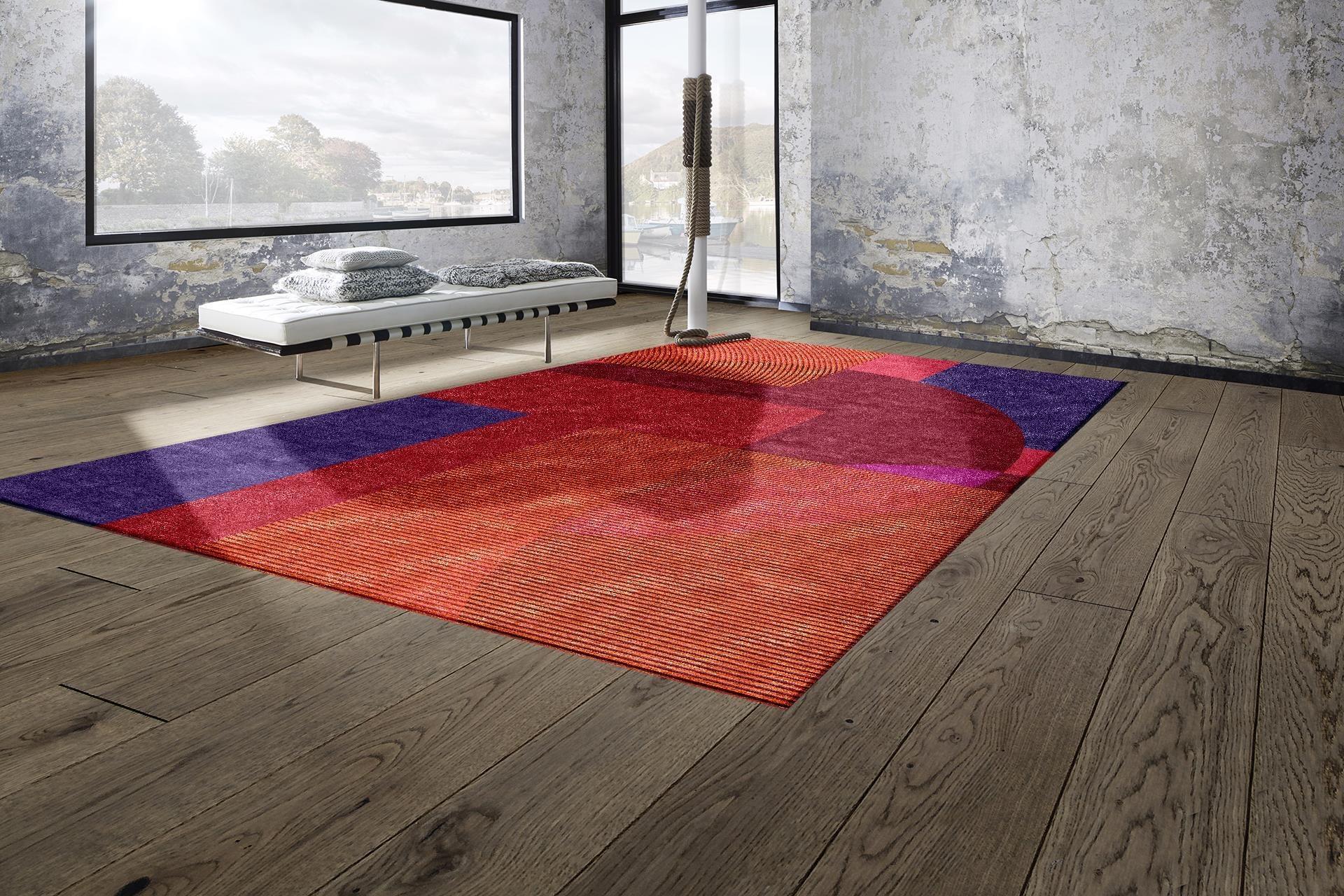 Moderner moderner Teppich im Bauhaus-Stil mit umgedrehtem Design aus Wolle und Seide, handgeknüpft (Nepalesisch) im Angebot