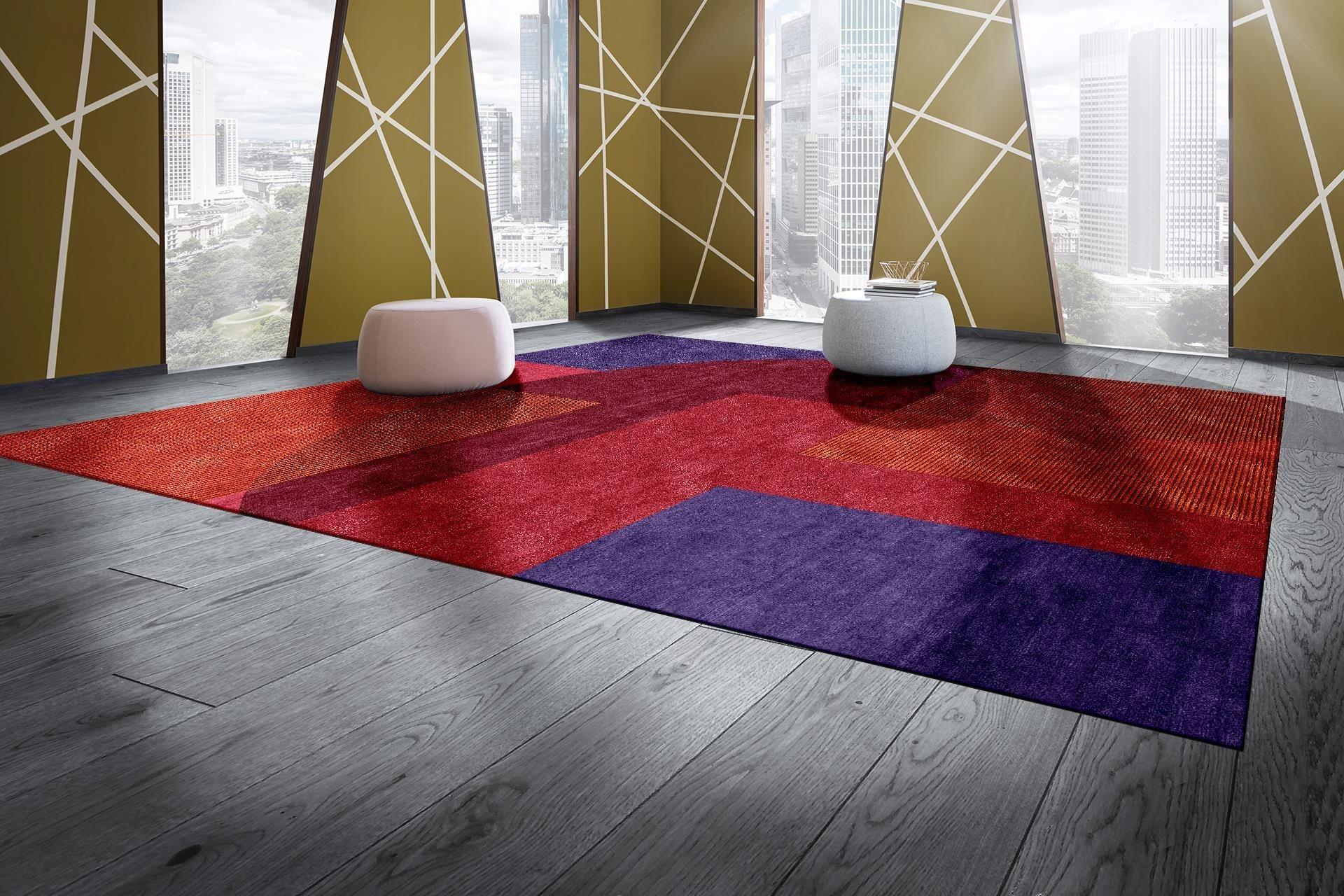 Moderner moderner Teppich im Bauhaus-Stil mit umgedrehtem Design aus Wolle und Seide, handgeknüpft (Handgeknüpft) im Angebot